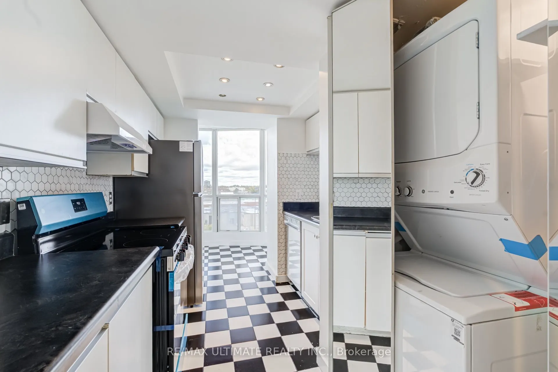 1470 Midland Avenue #601
