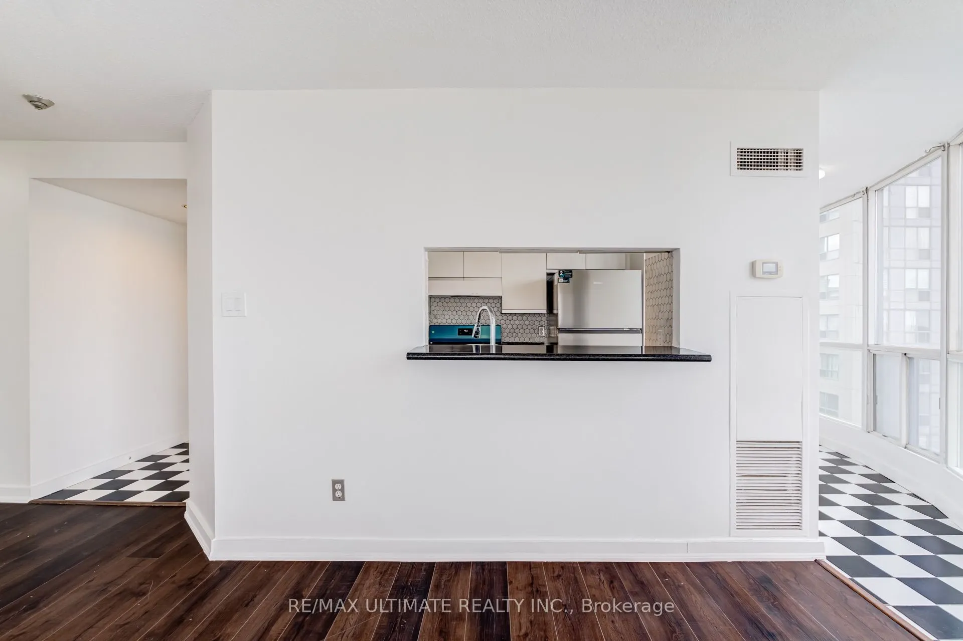 1470 Midland Avenue #601