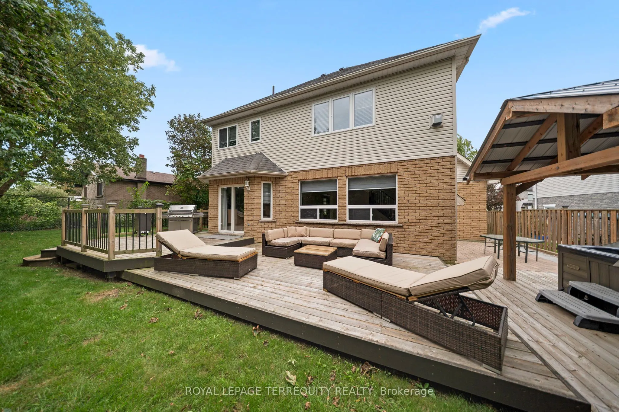 611 Capilano Crescent