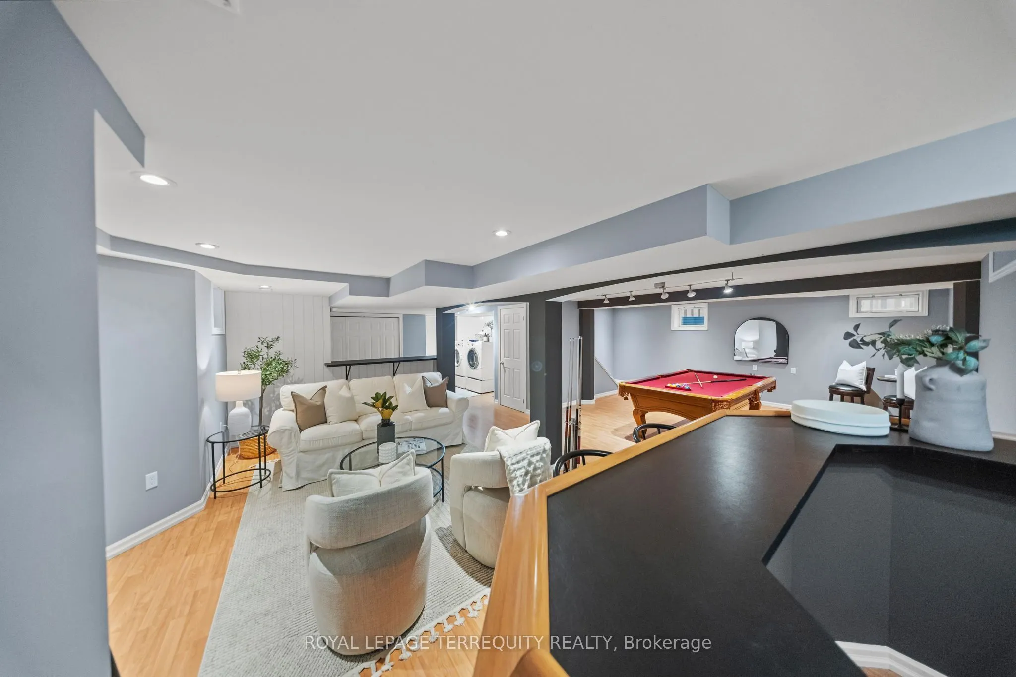 611 Capilano Crescent