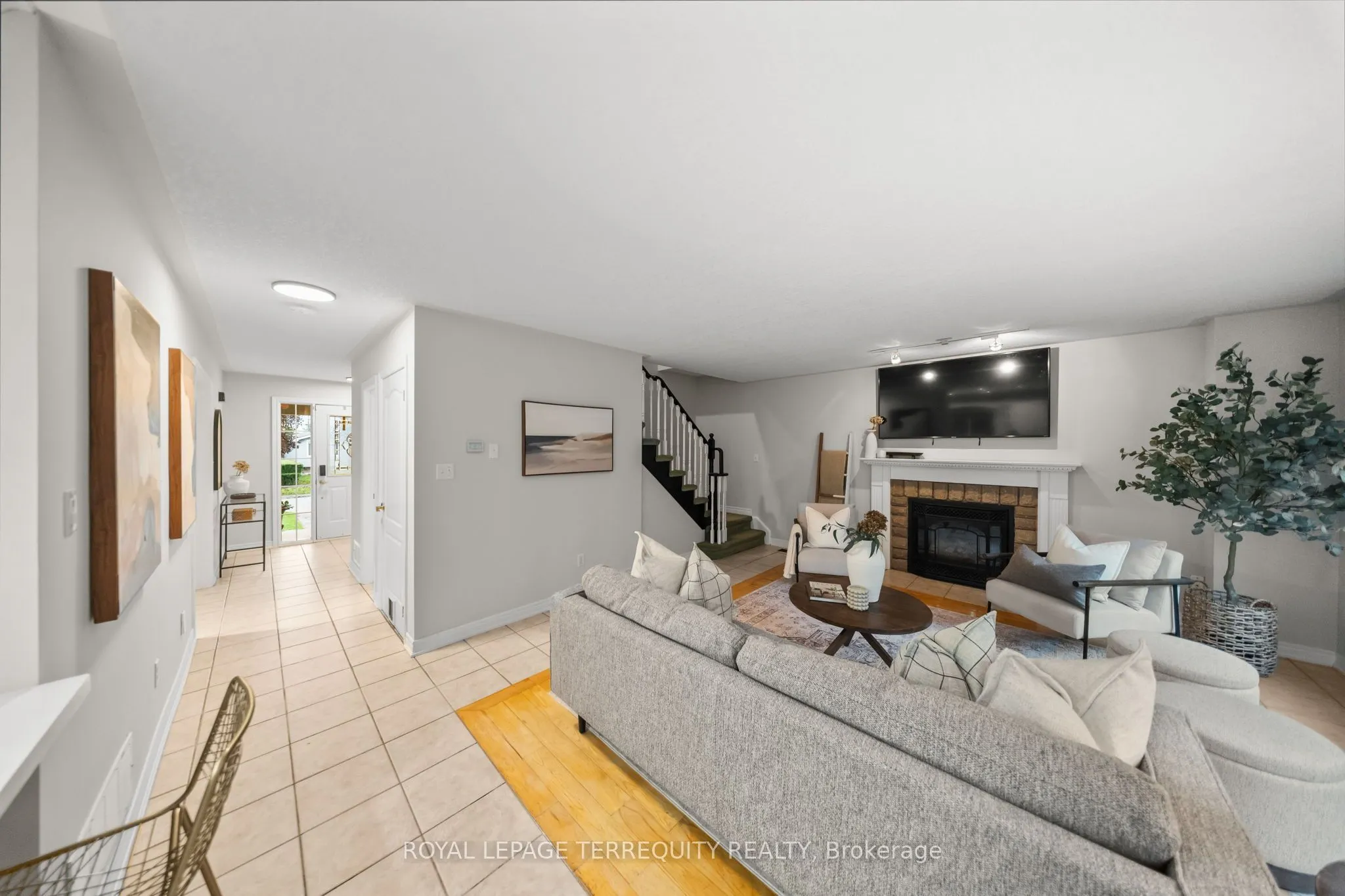 611 Capilano Crescent