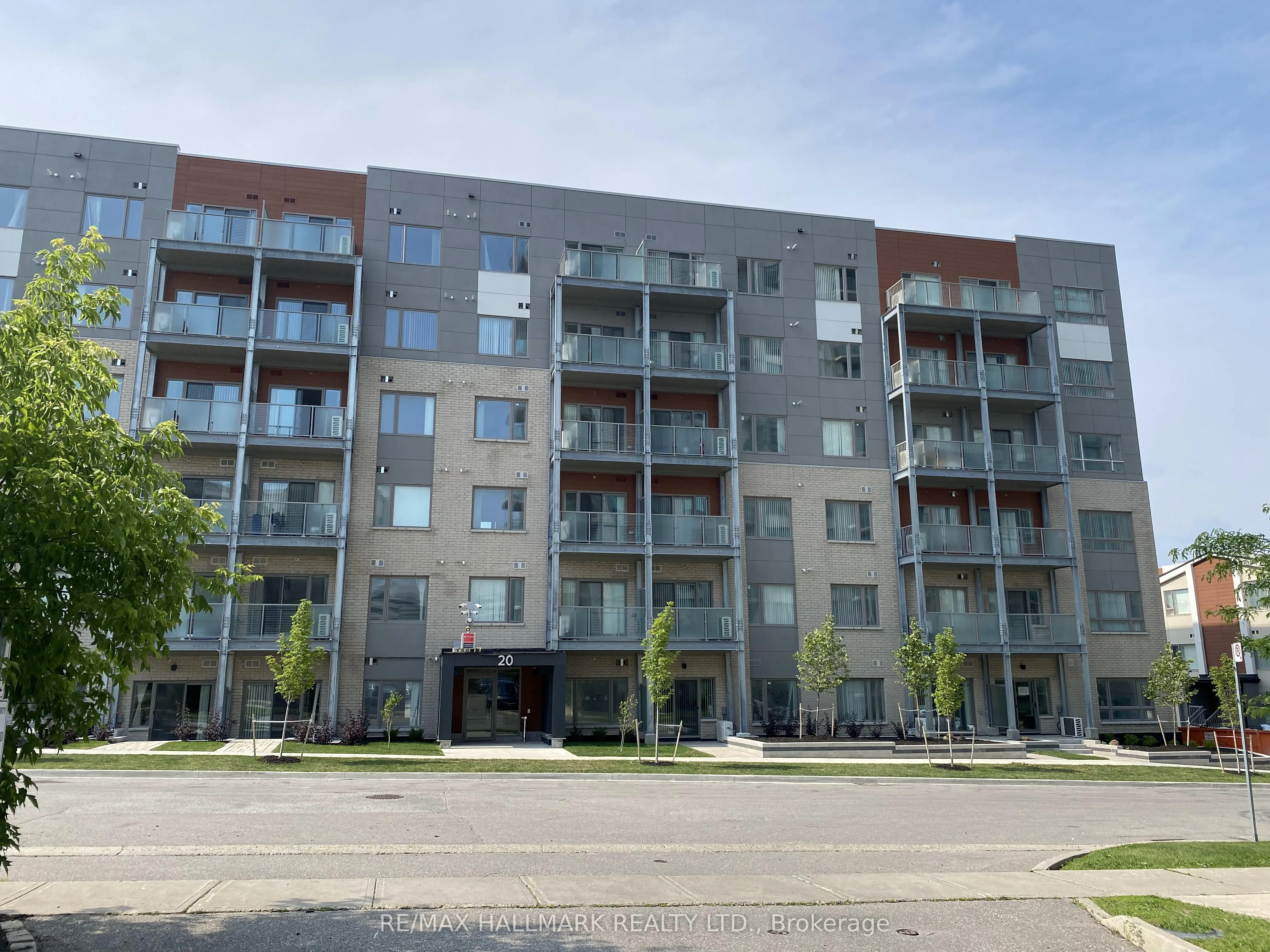 20 Orchid Place Drive #306