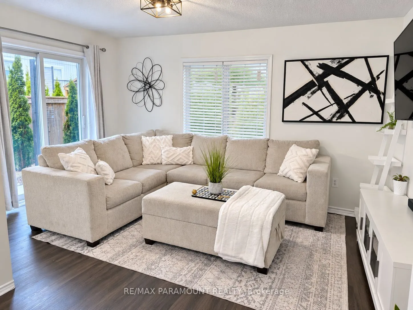 54 Sidney Rundle Avenue