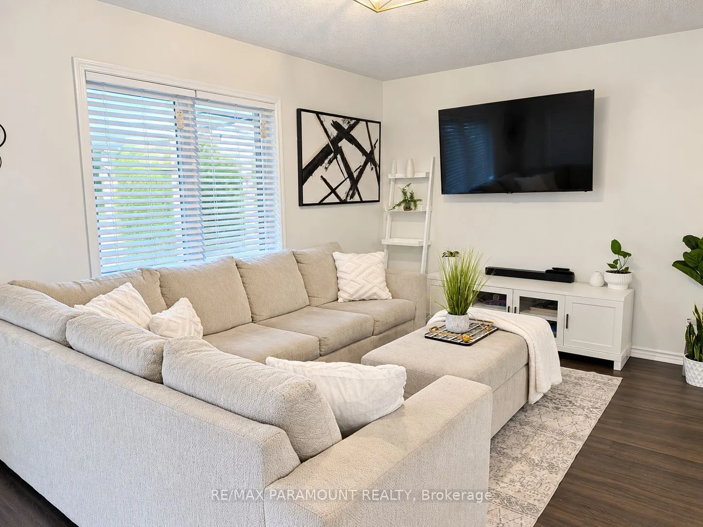 54 Sidney Rundle Avenue