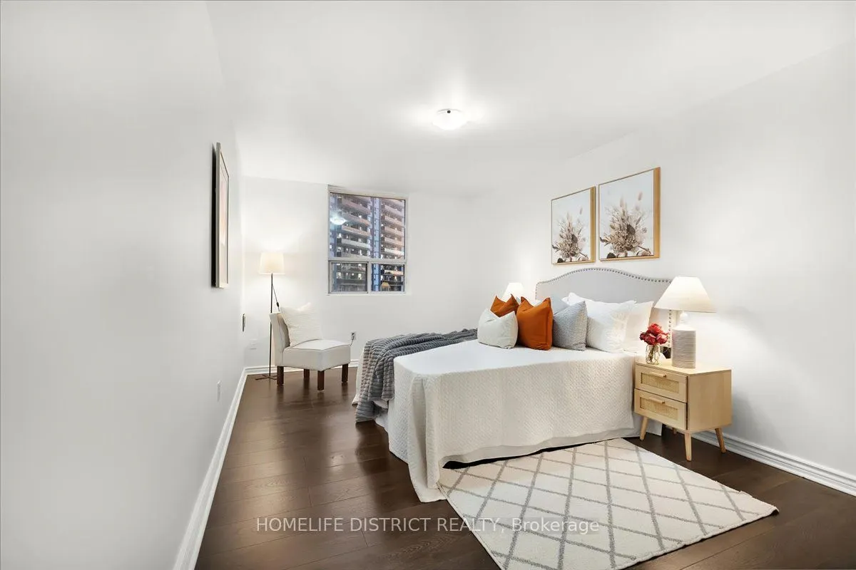 3420 Eglinton Avenue E #404