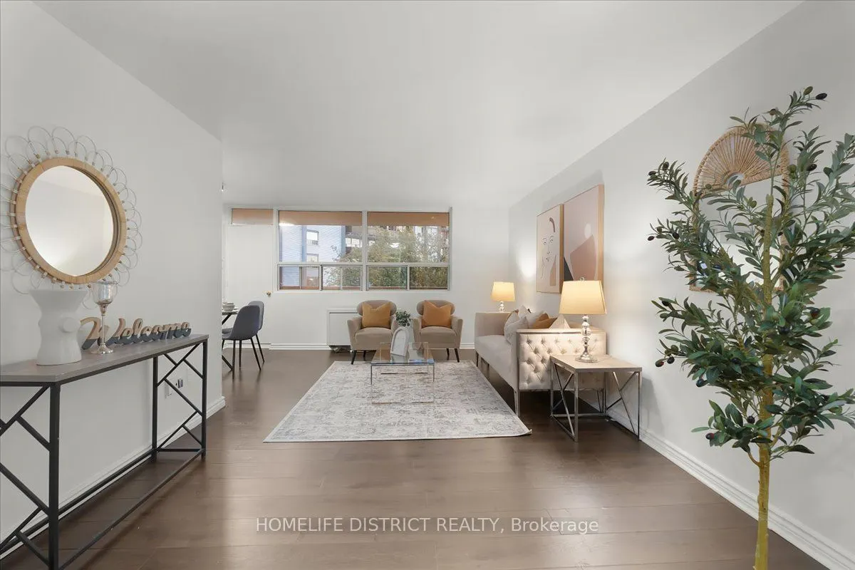 3420 Eglinton Avenue E #404
