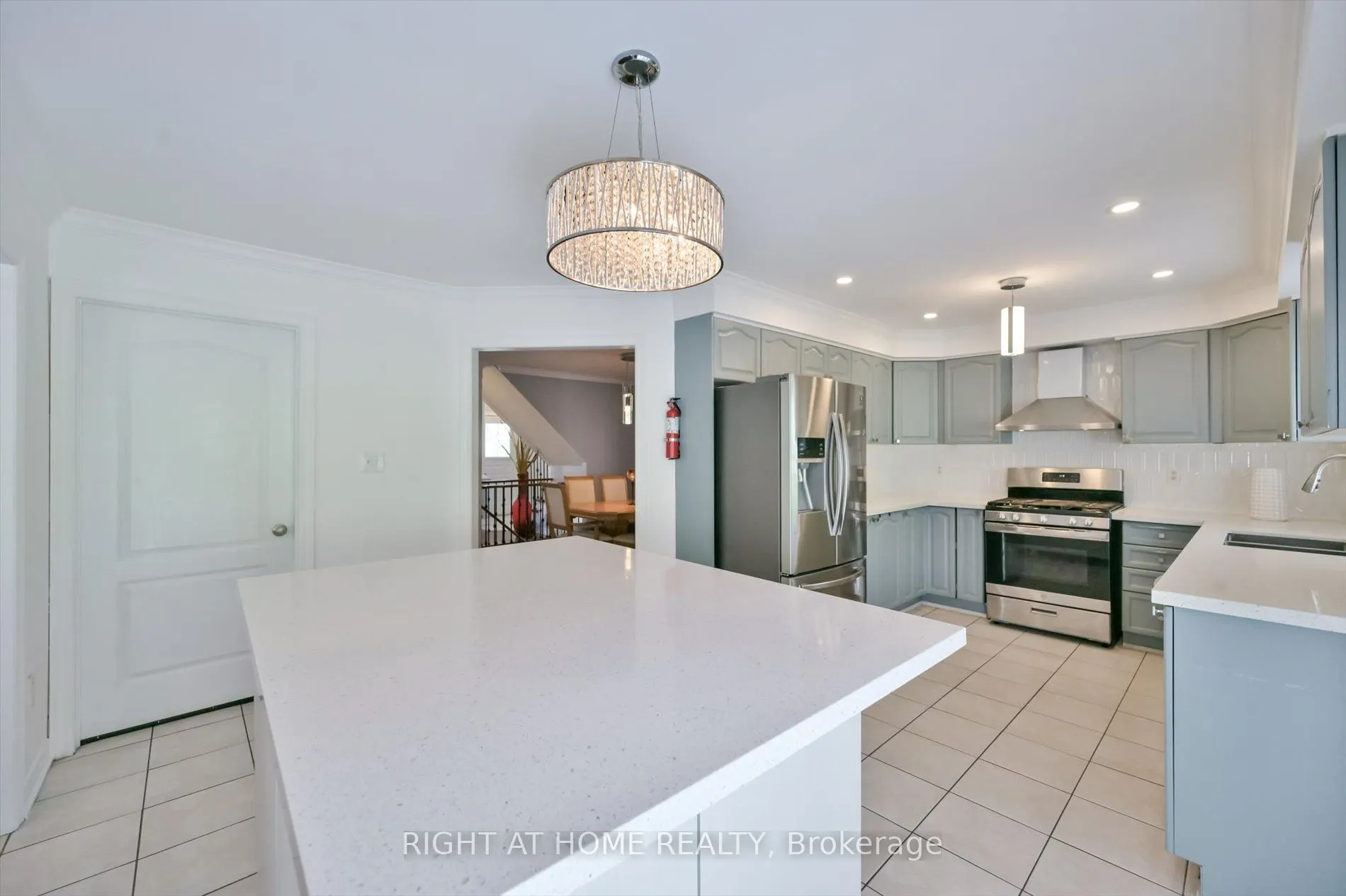 57 Hopkinson Crescent