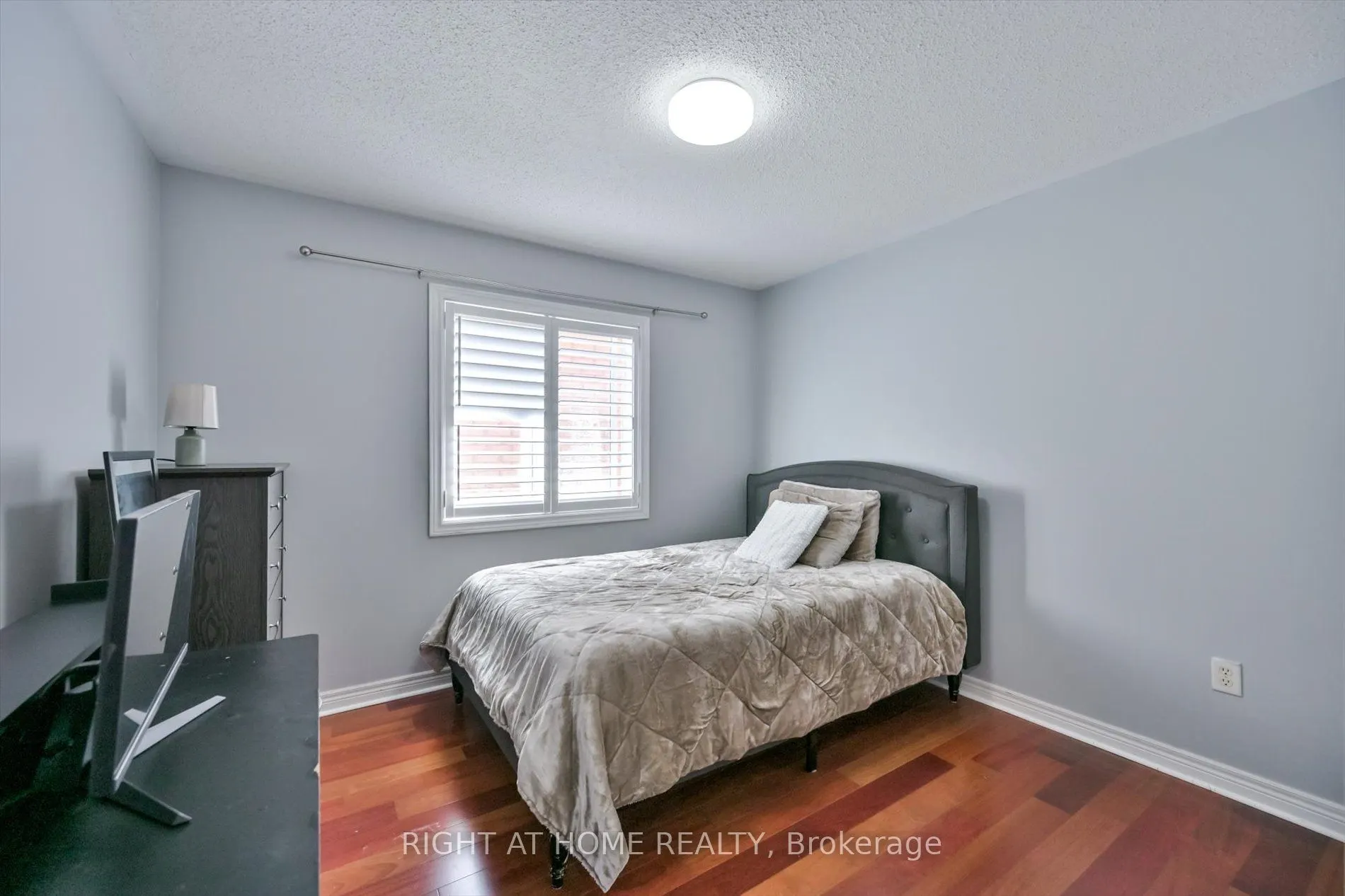 57 Hopkinson Crescent
