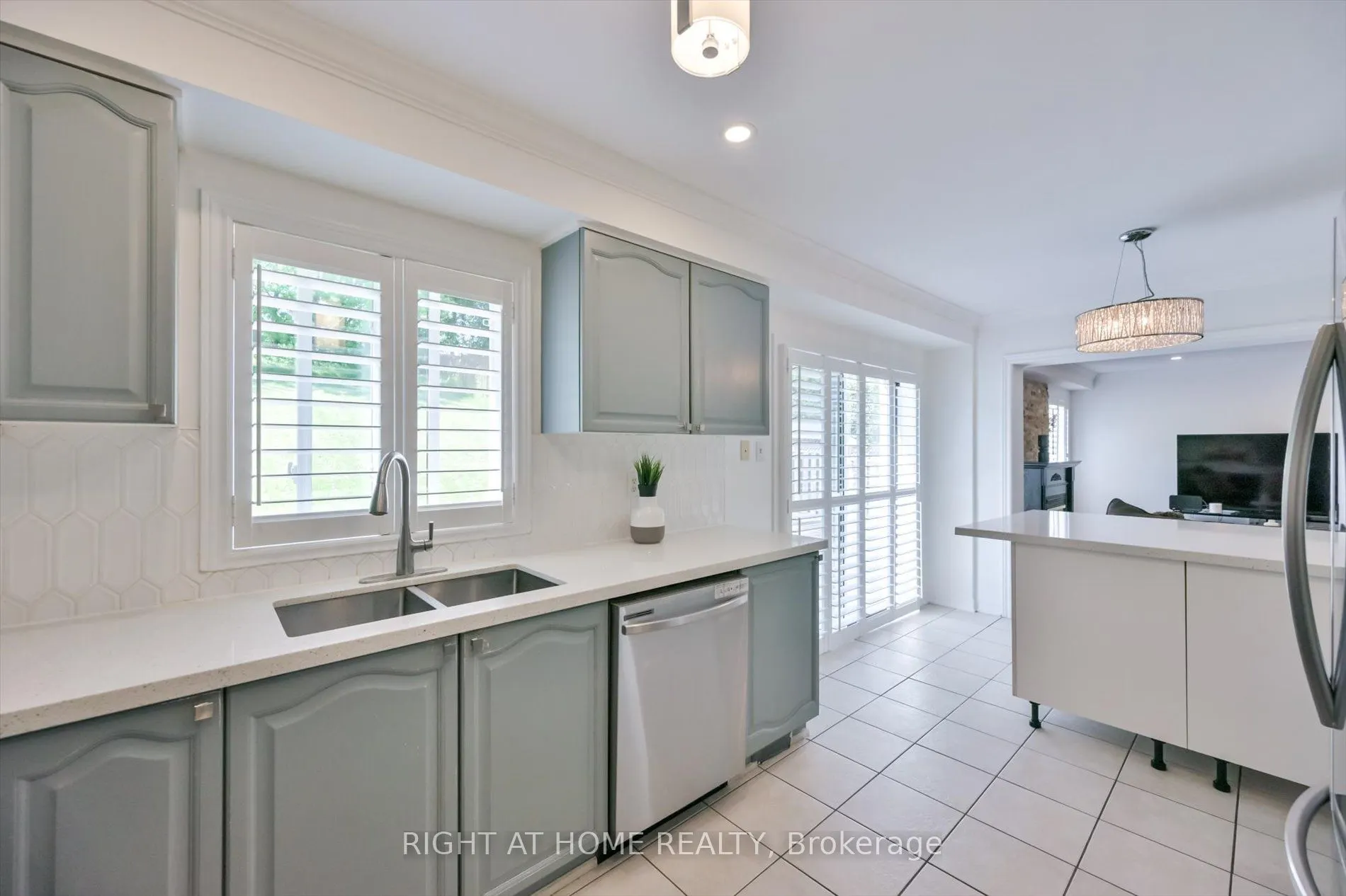 57 Hopkinson Crescent