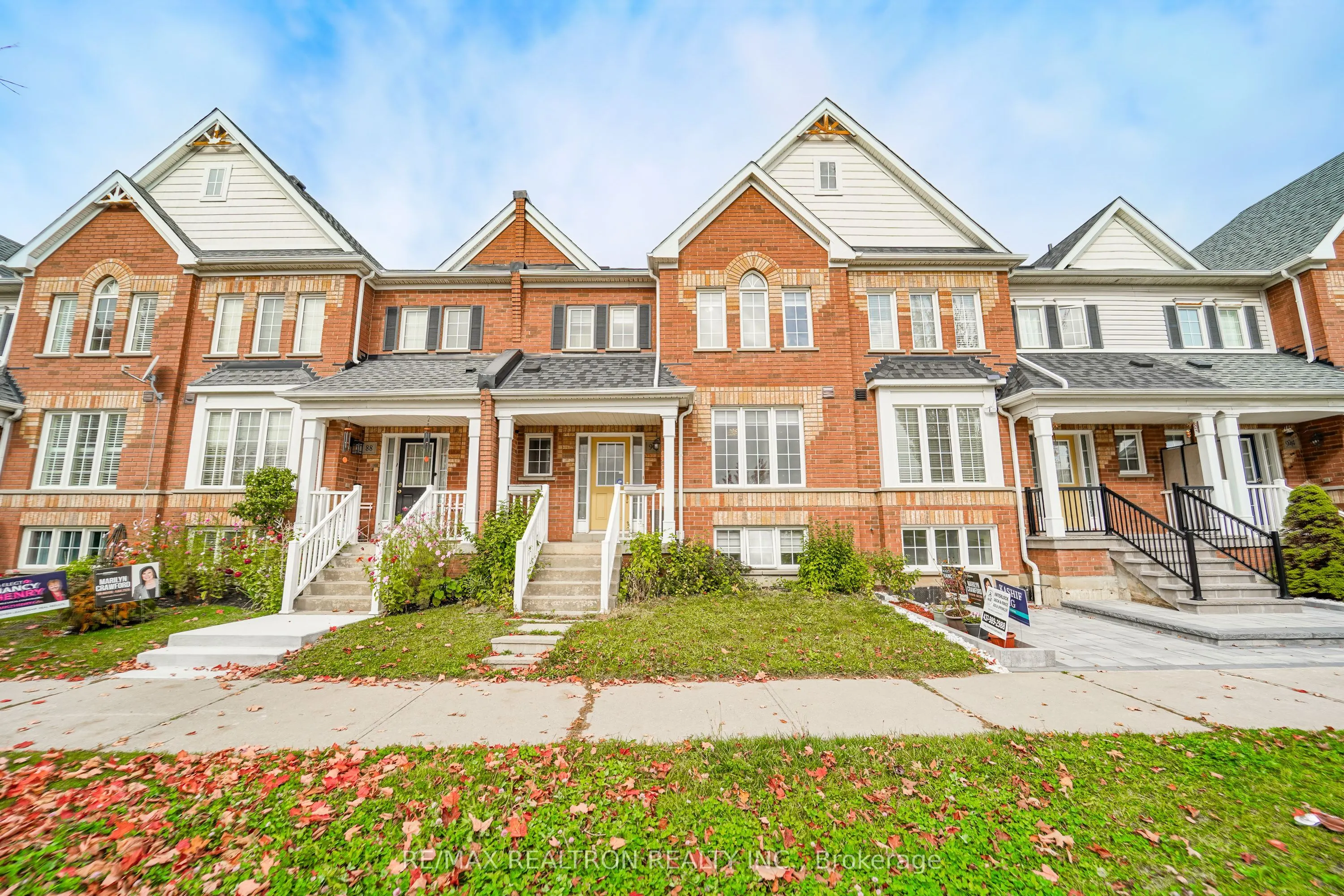 90 Williamson Drive E