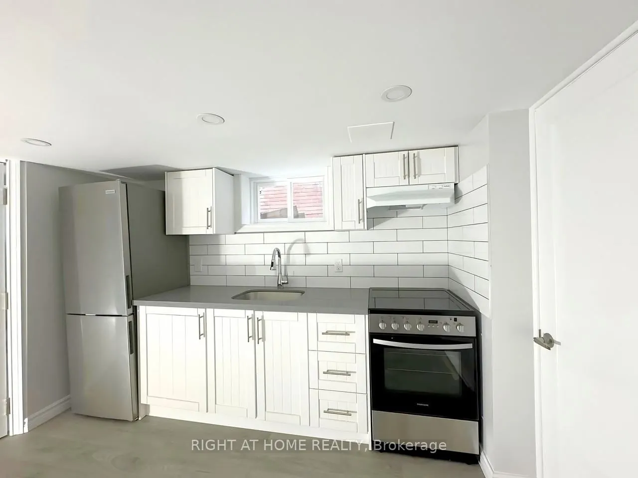 68 Woodington Avenue #BSMT