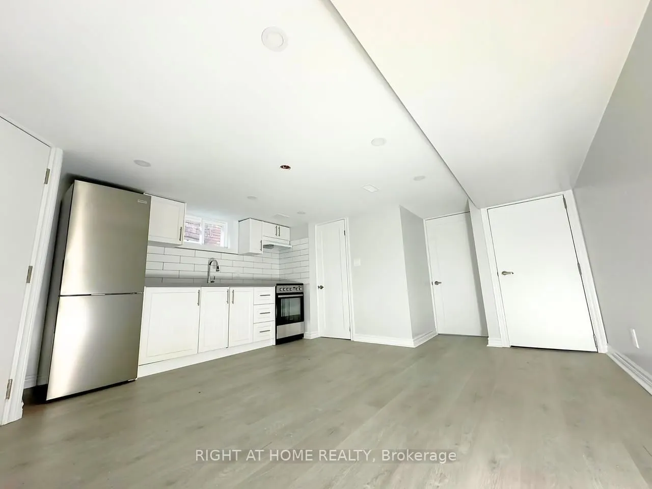 68 Woodington Avenue #BSMT