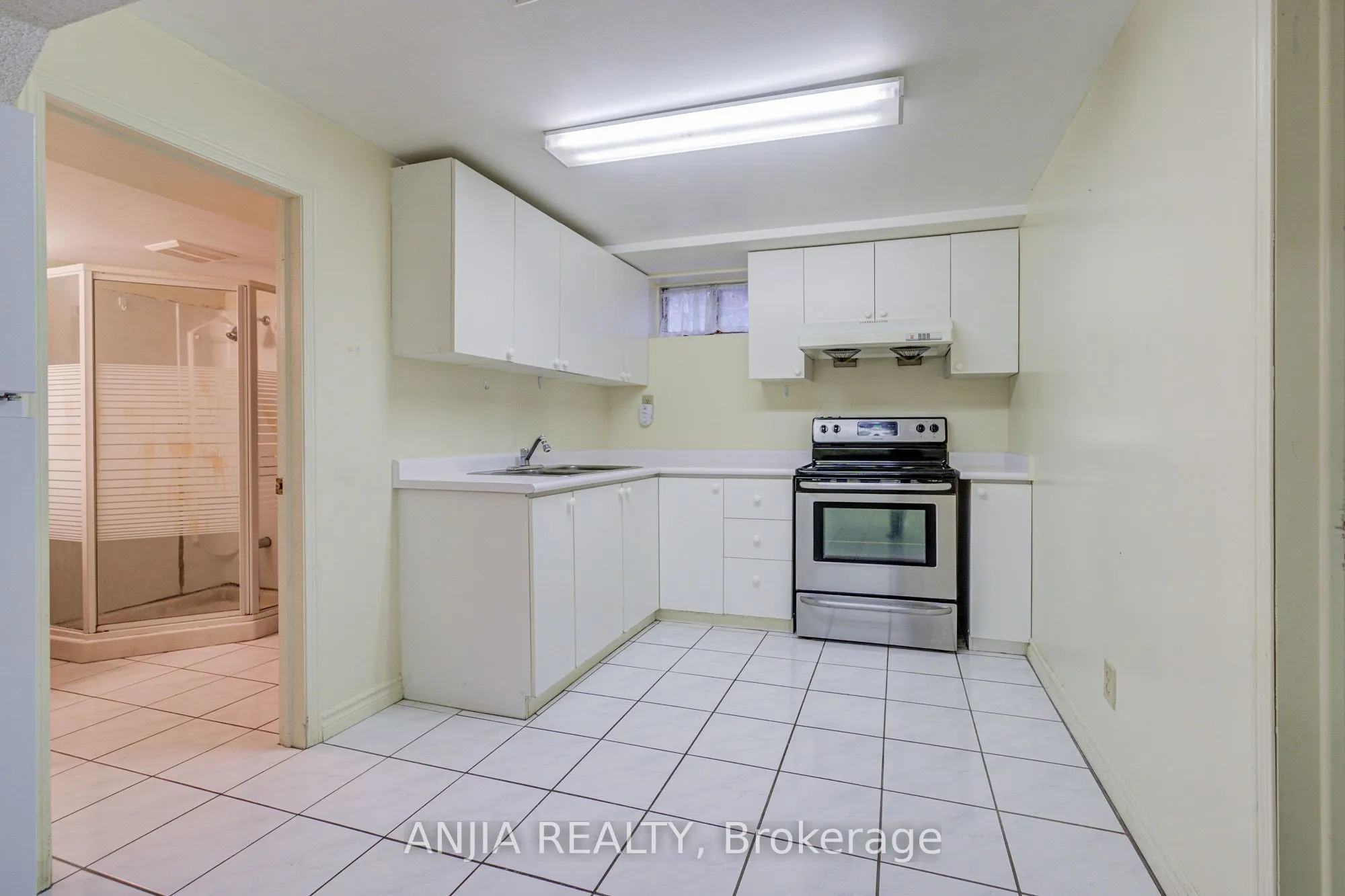 3 Mossbrook Crescent