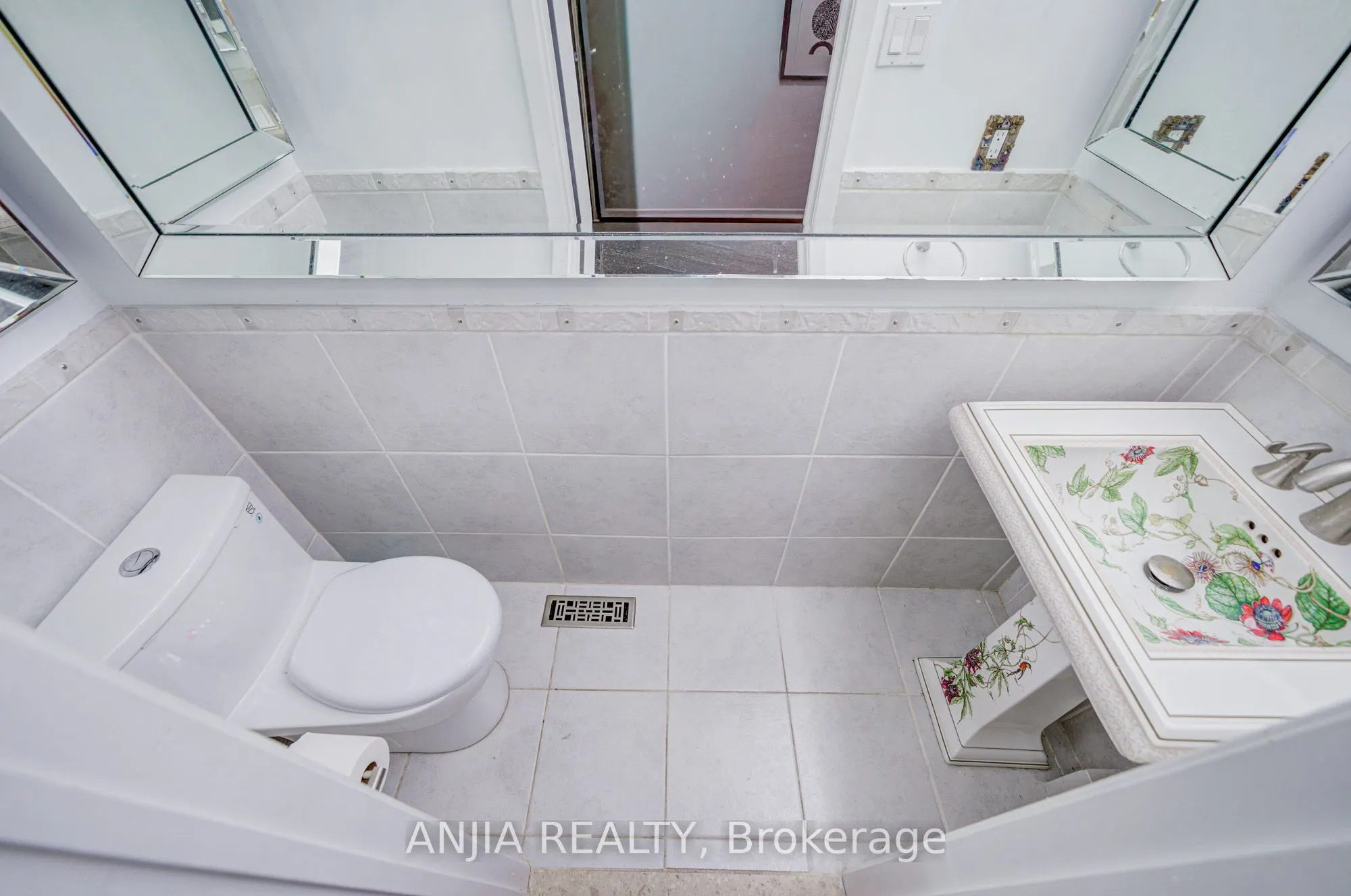 3 Mossbrook Crescent