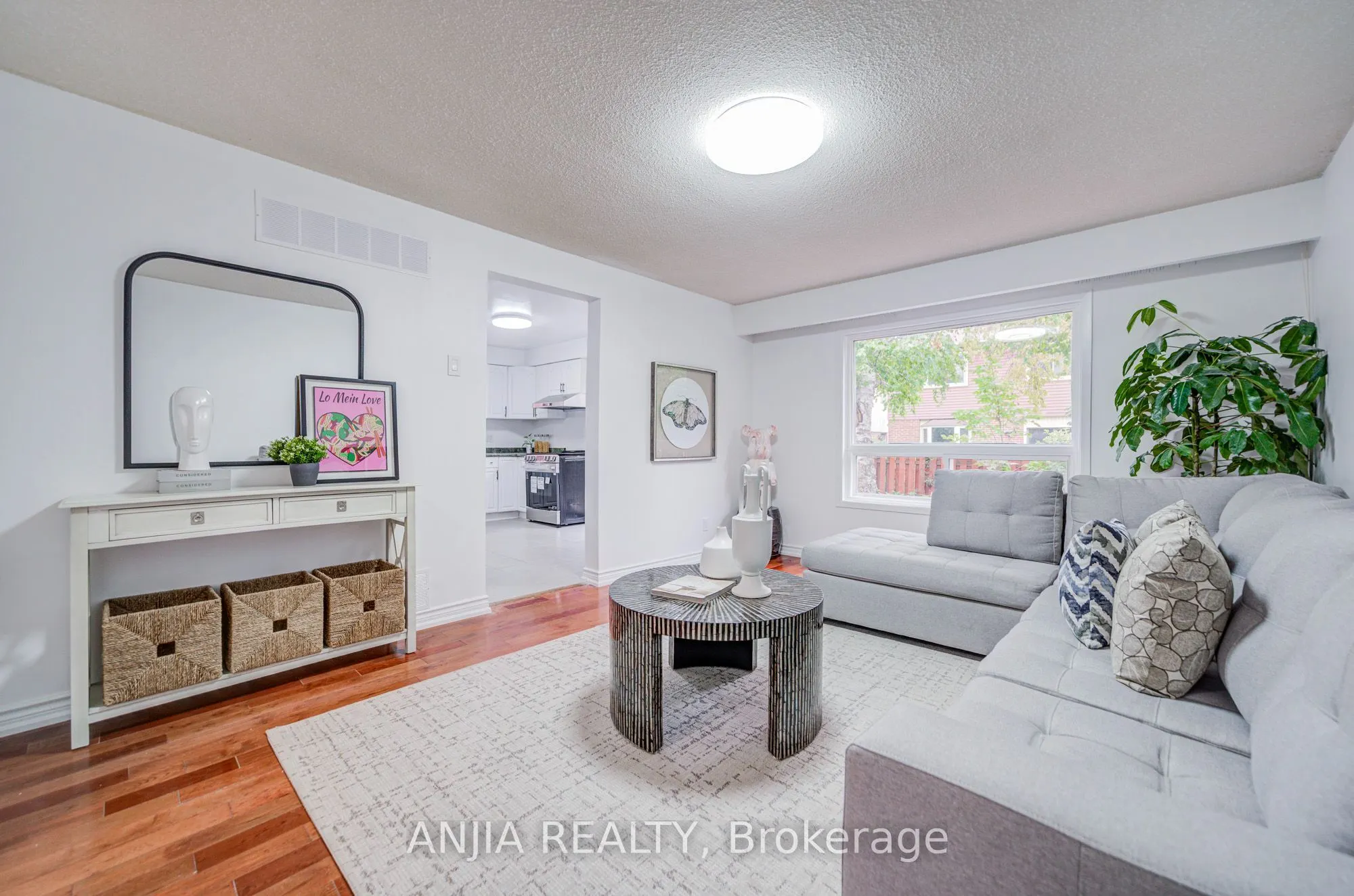 3 Mossbrook Crescent