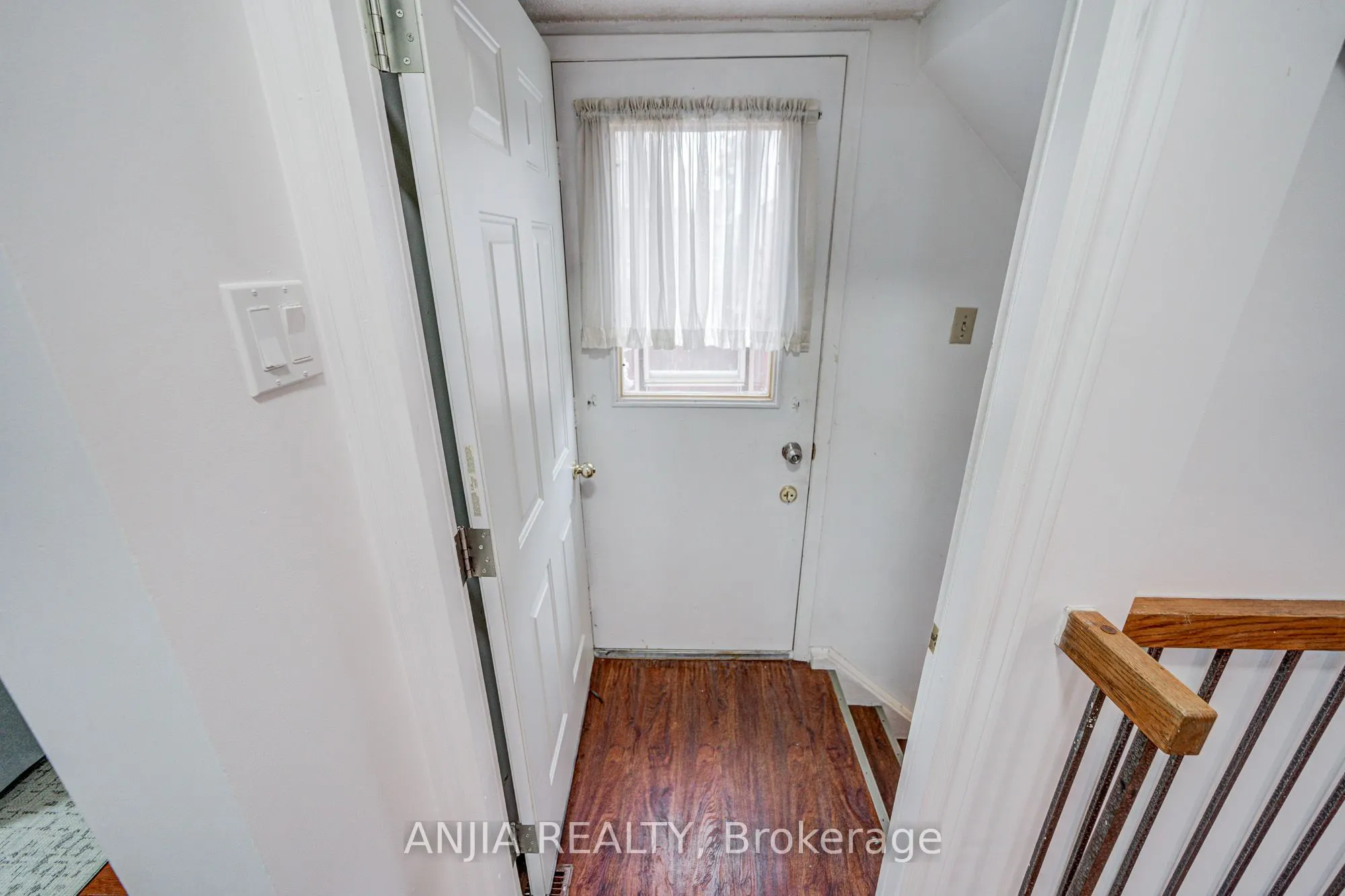 3 Mossbrook Crescent