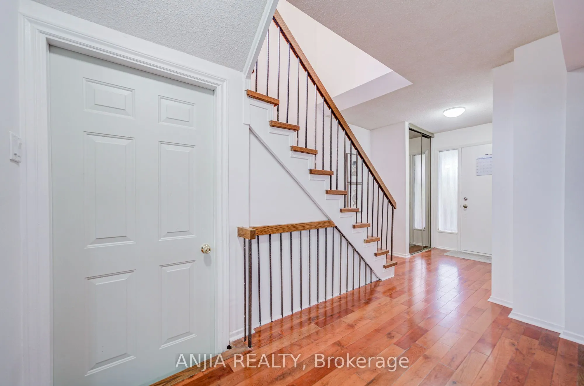 3 Mossbrook Crescent