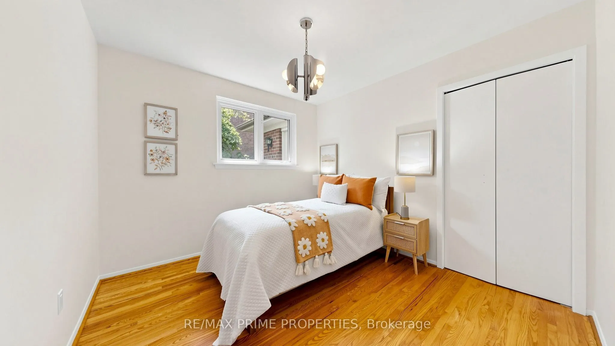 3 Leeswood Crescent E