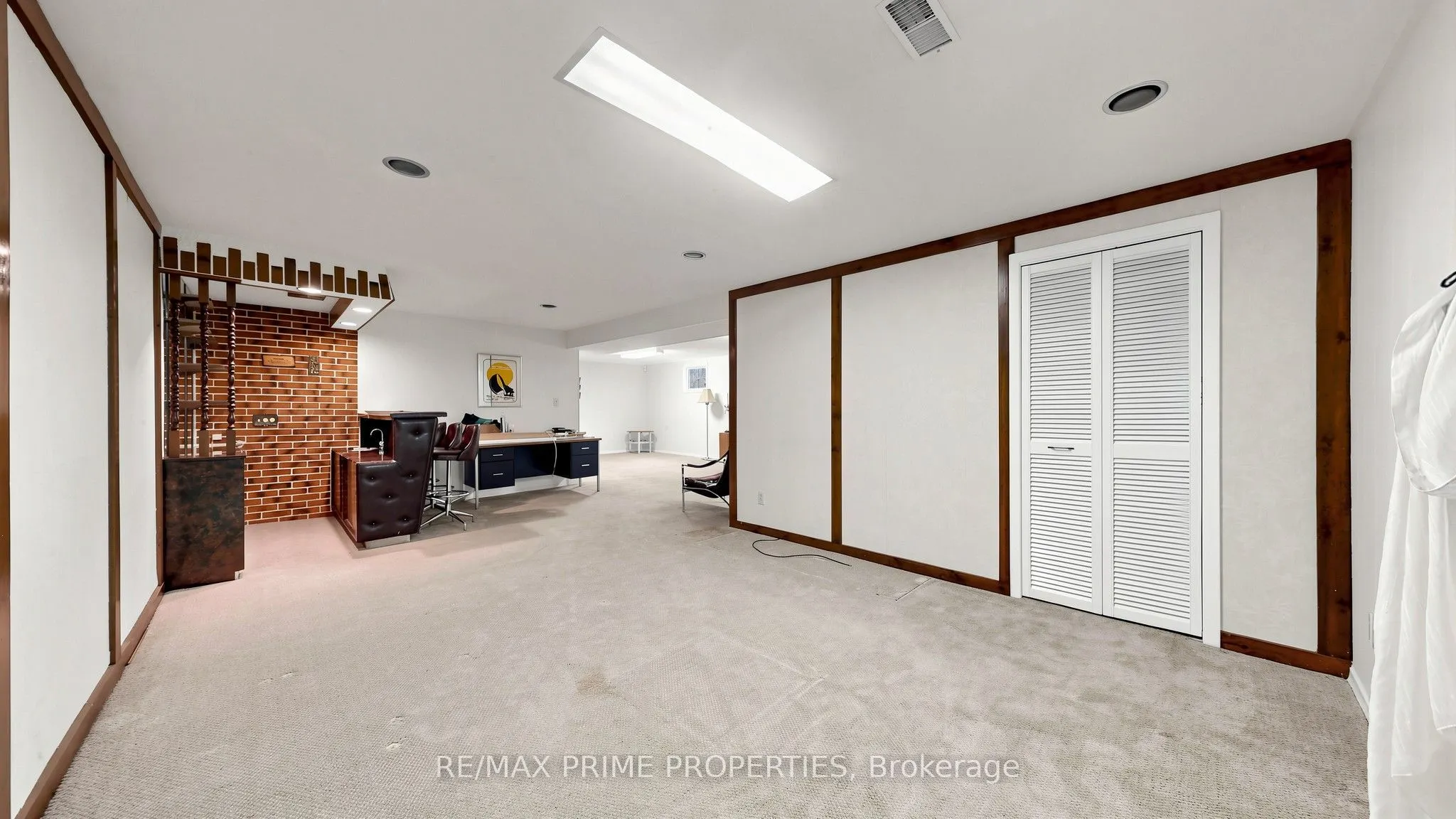 3 Leeswood Crescent E