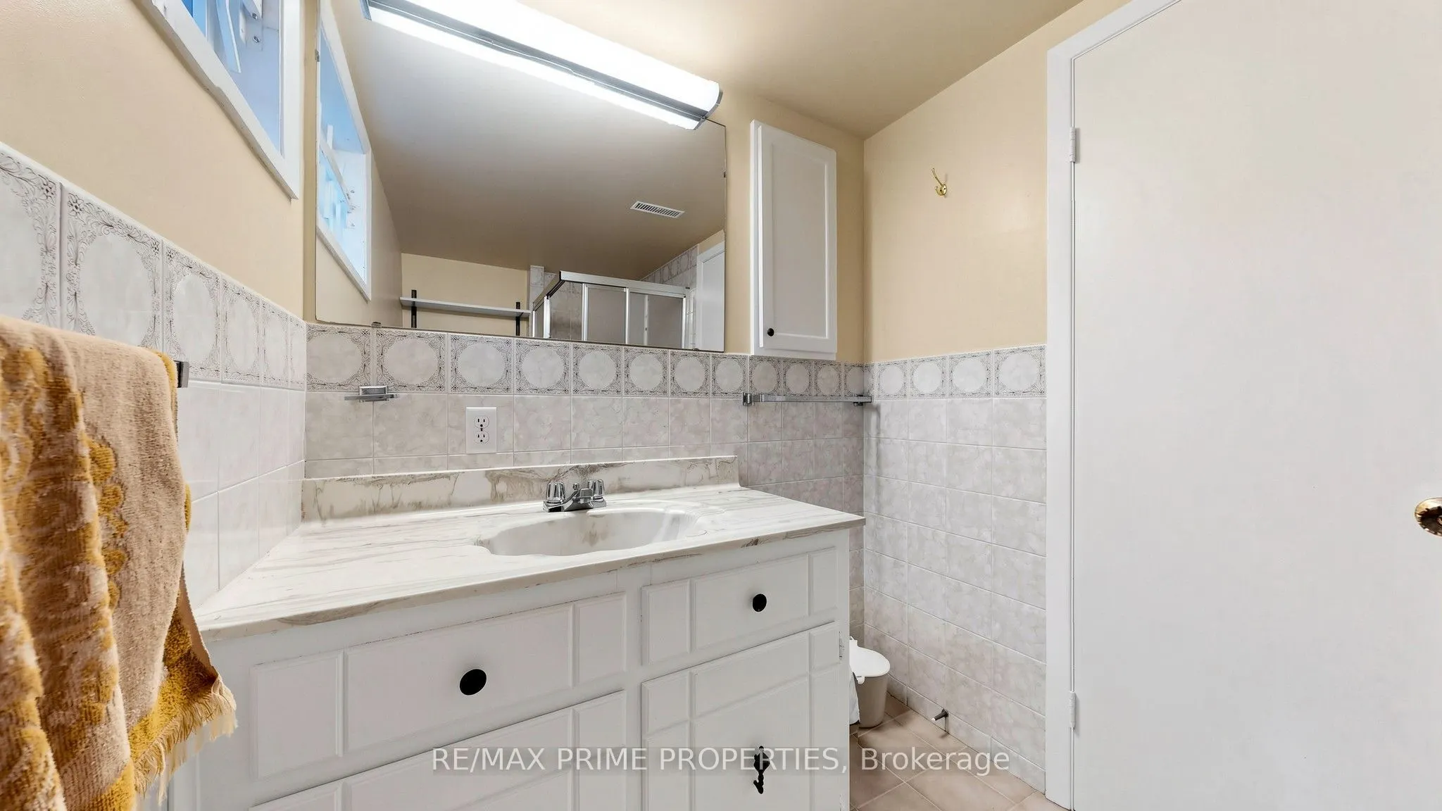 3 Leeswood Crescent E