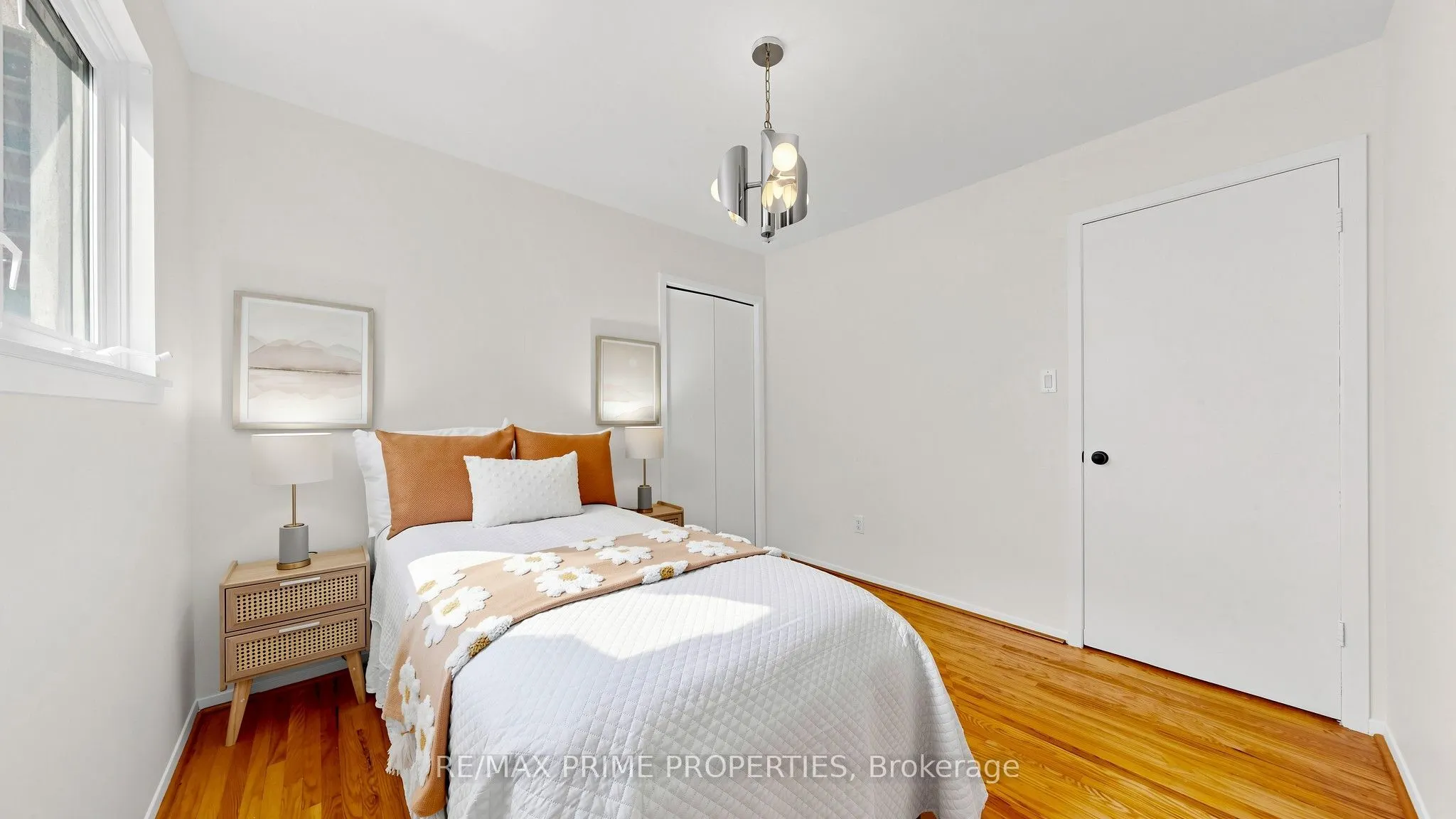 3 Leeswood Crescent E