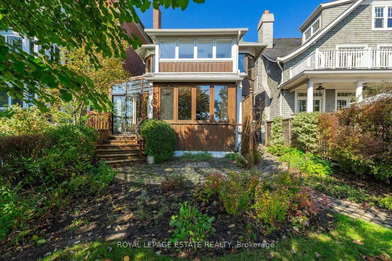 422 Lake Front