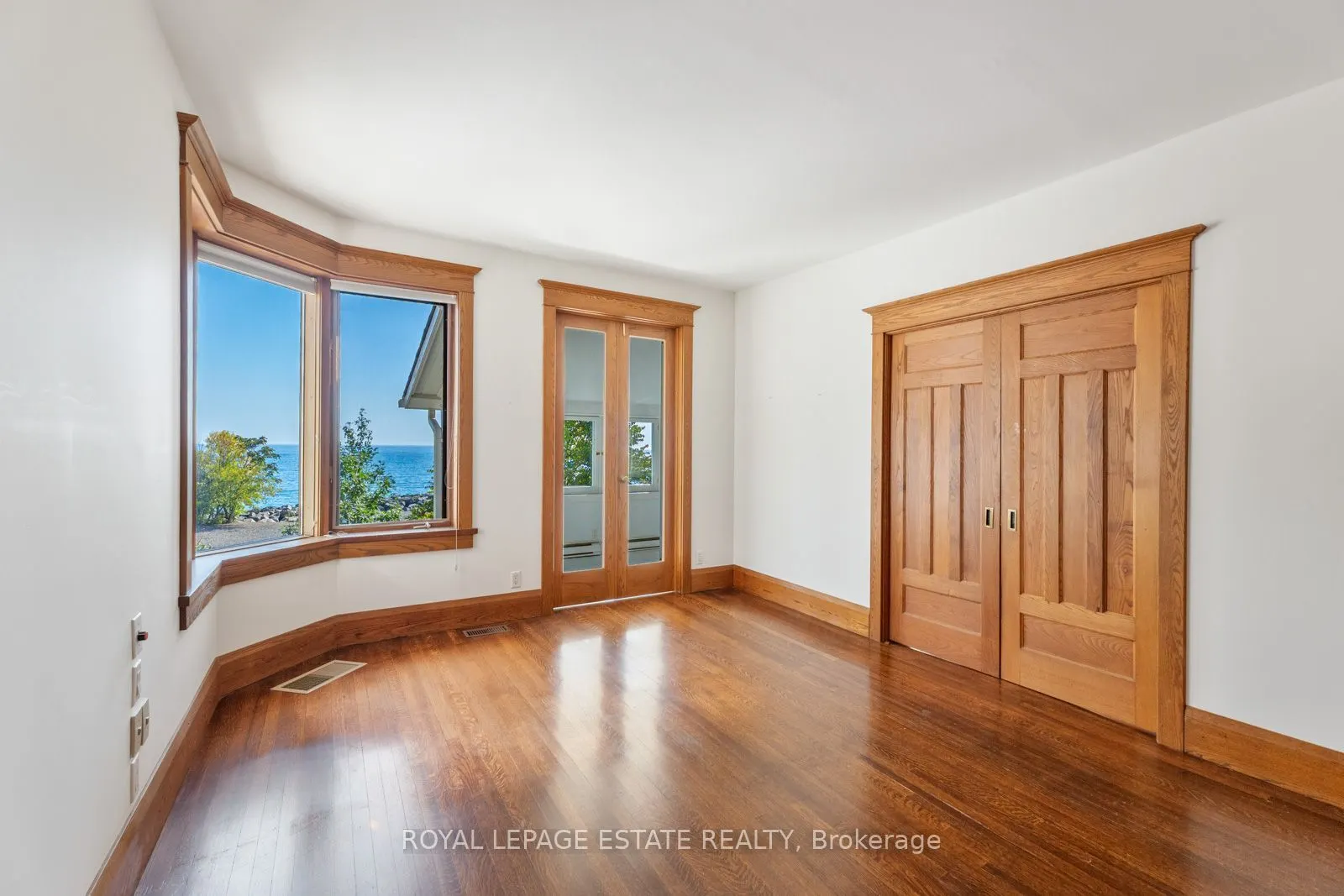 422 Lake Front