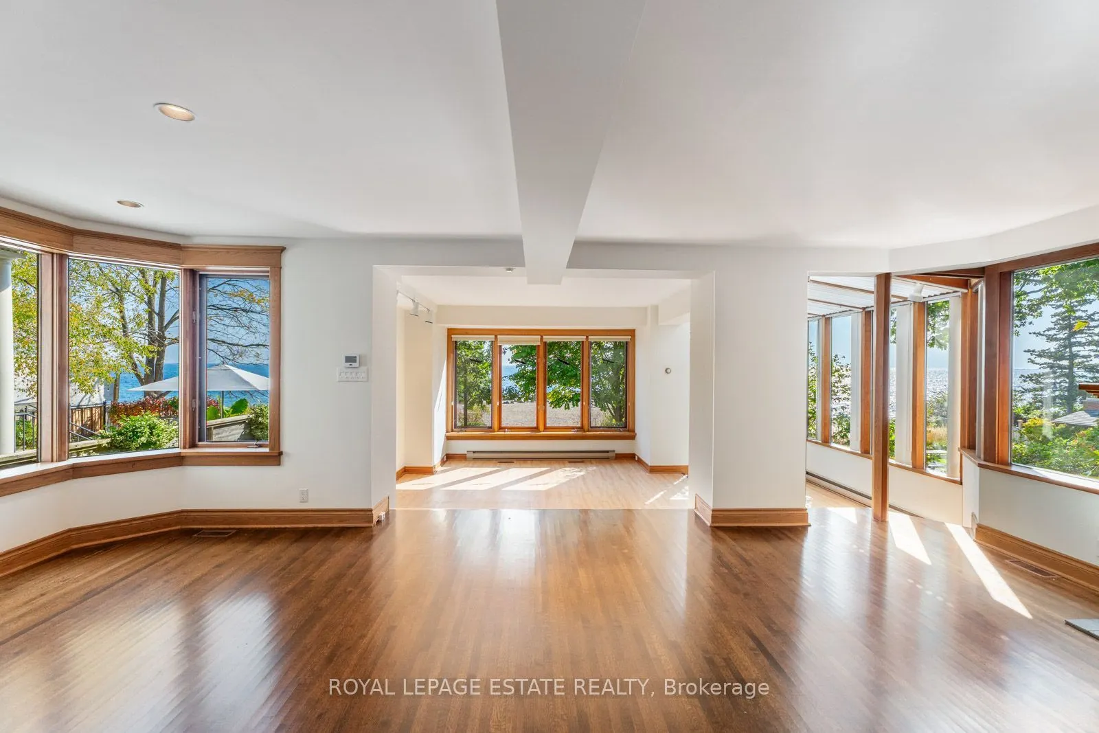 422 Lake Front
