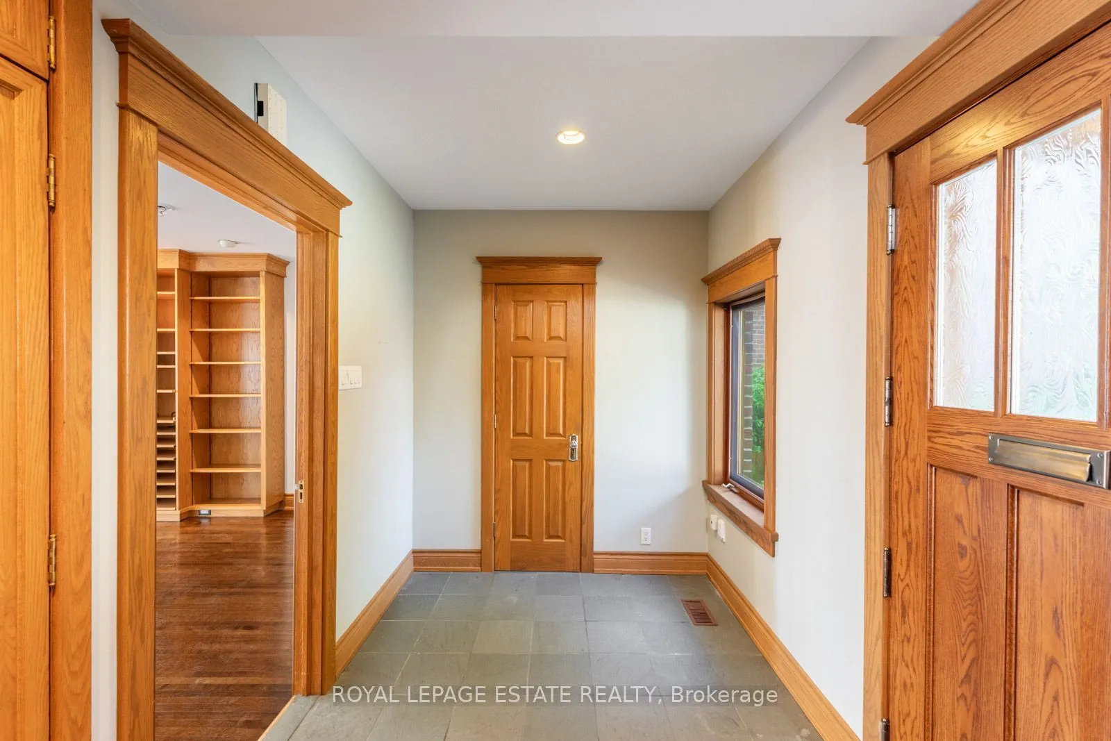 422 Lake Front