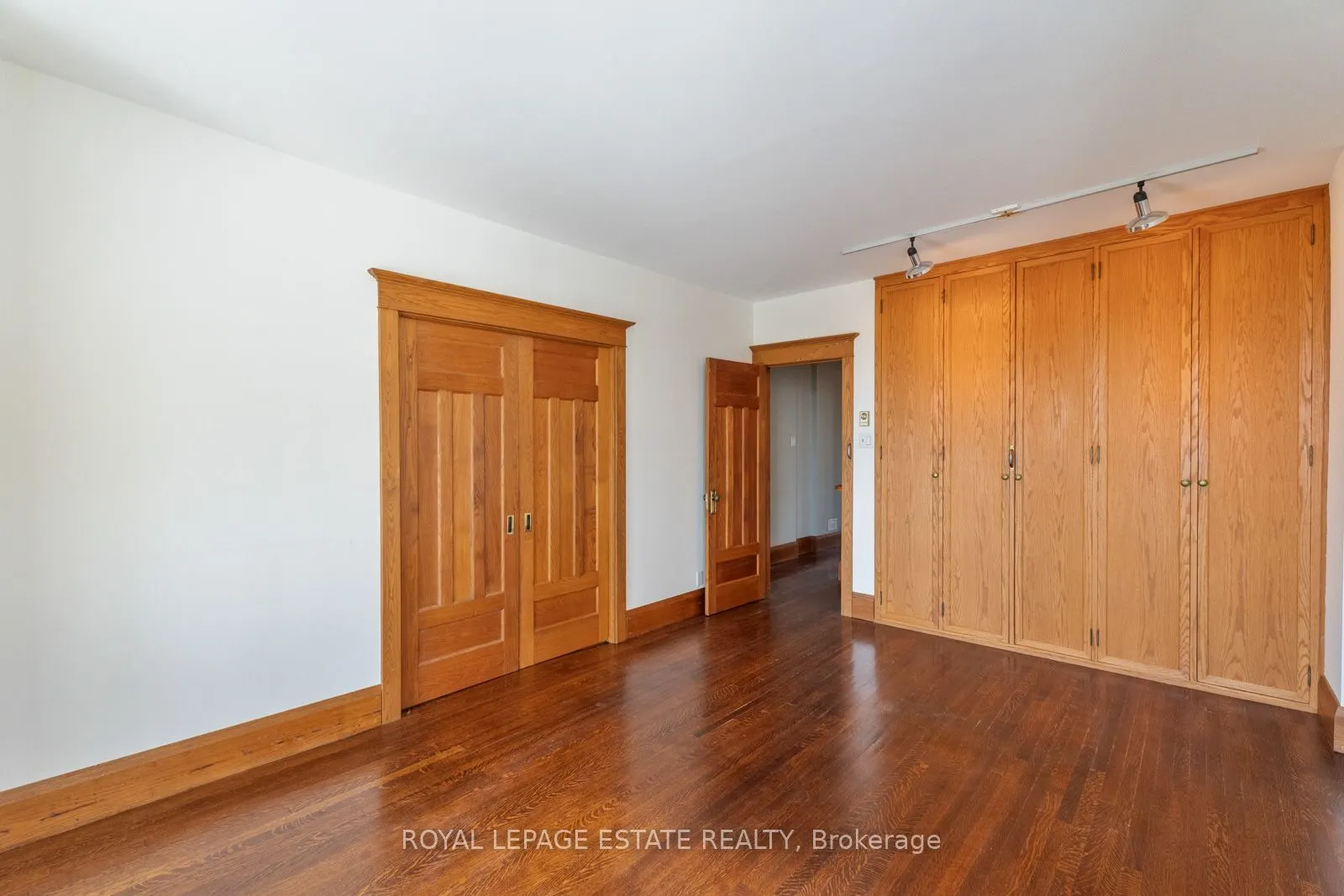 422 Lake Front