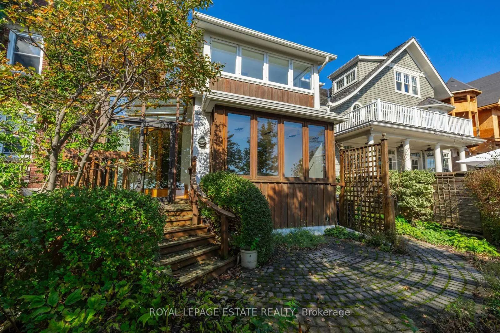 422 Lake Front