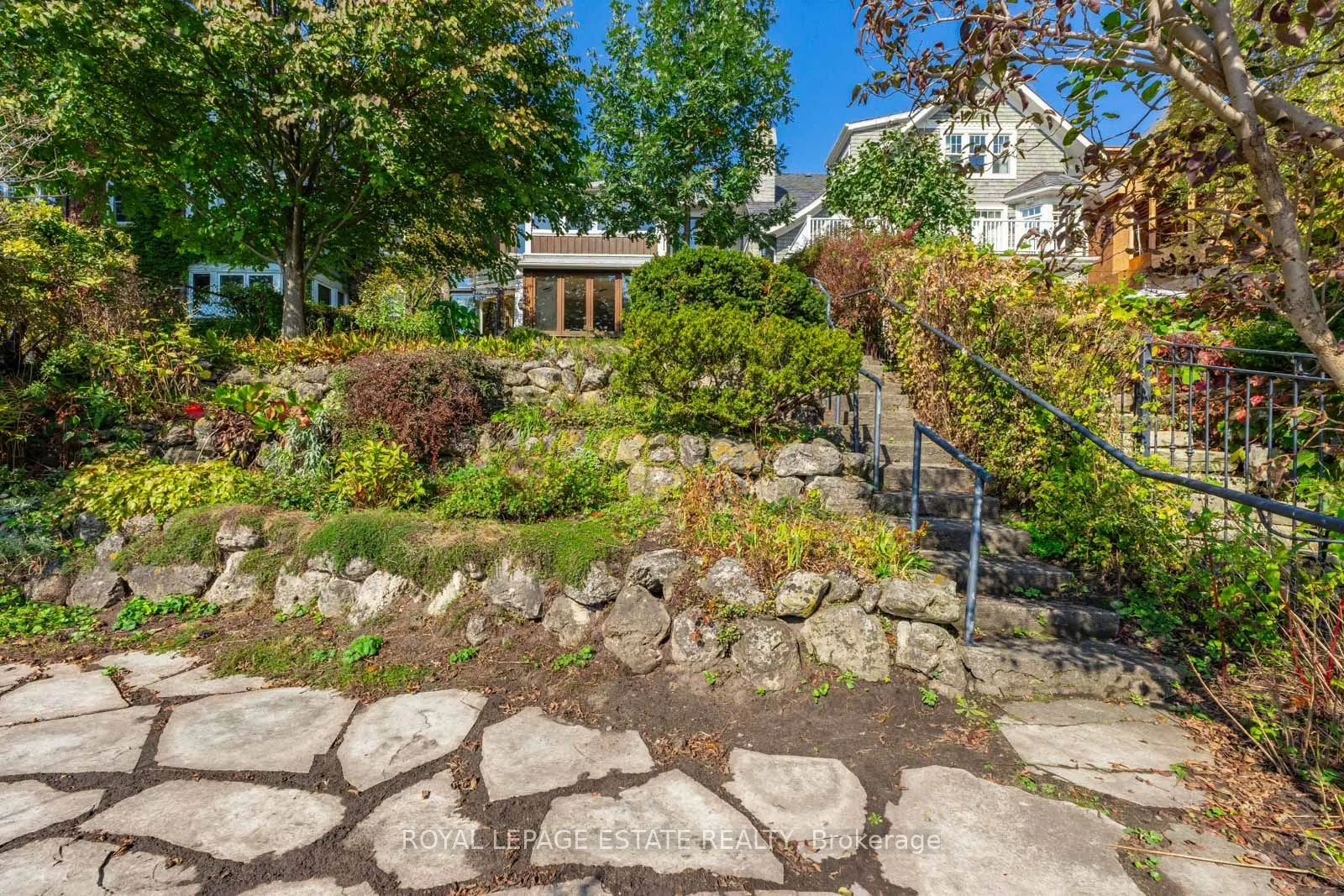 422 Lake Front