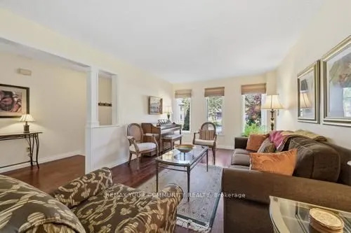 5 LOFTHOUSE Drive