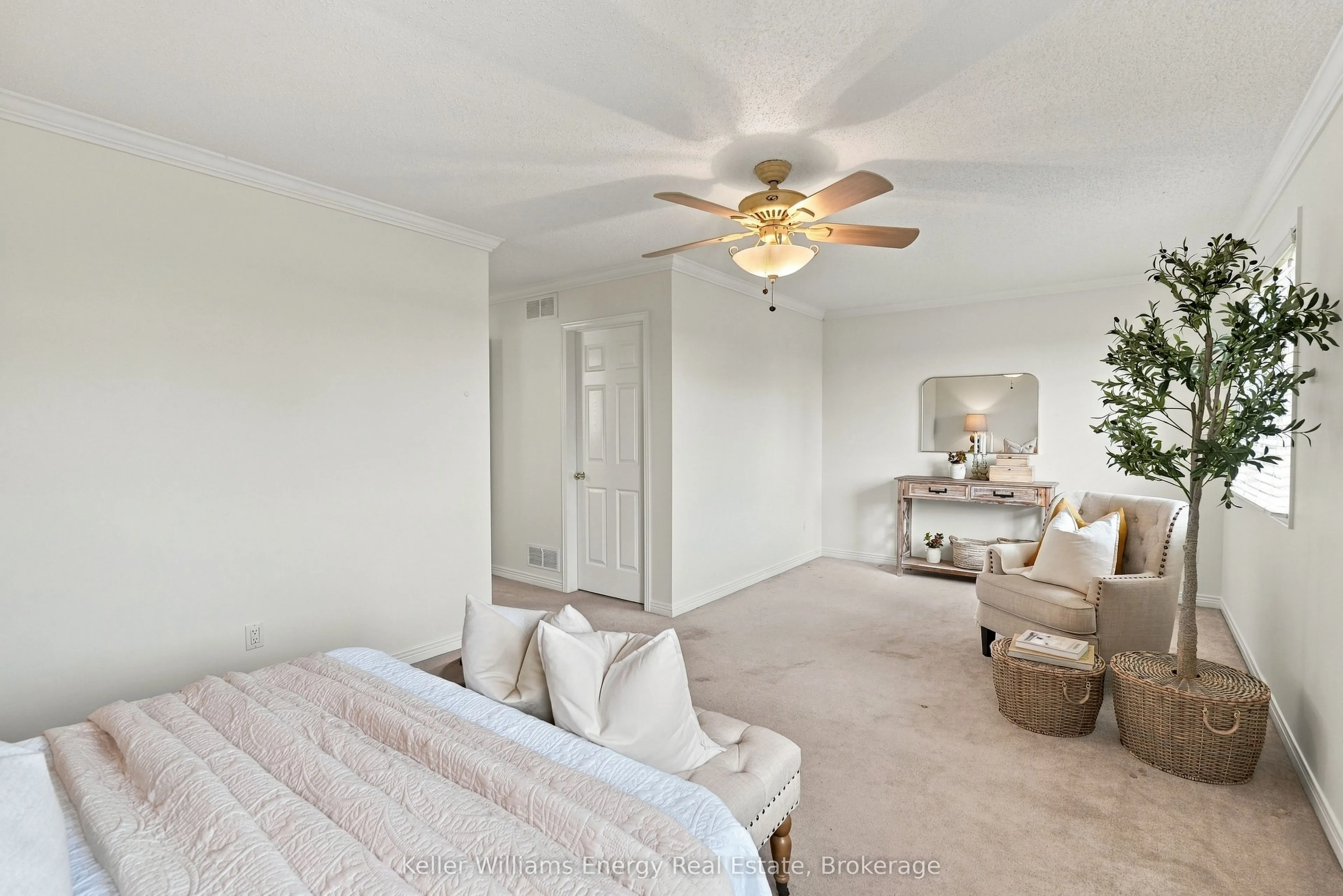 89 Fieldcrest Avenue