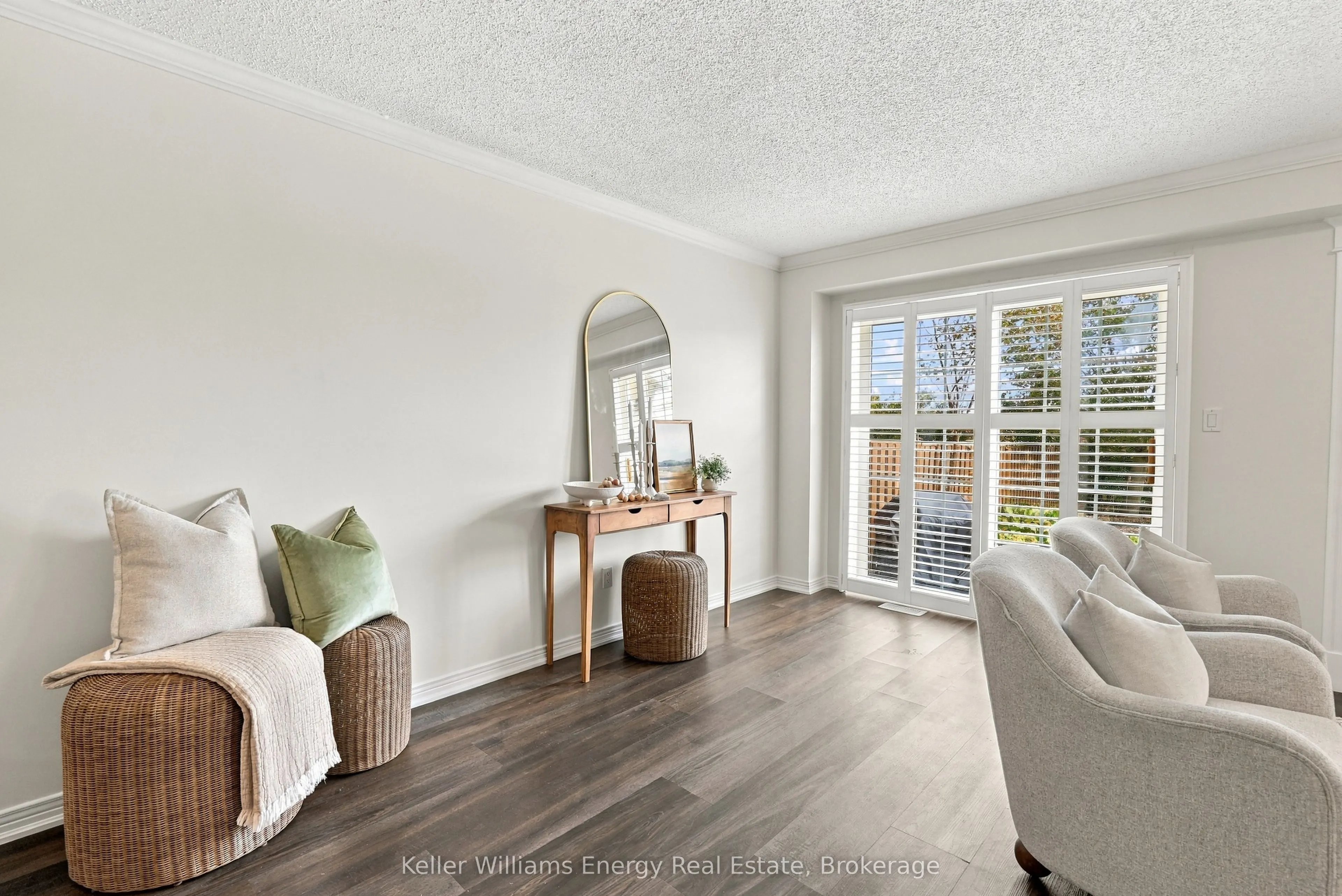 89 Fieldcrest Avenue
