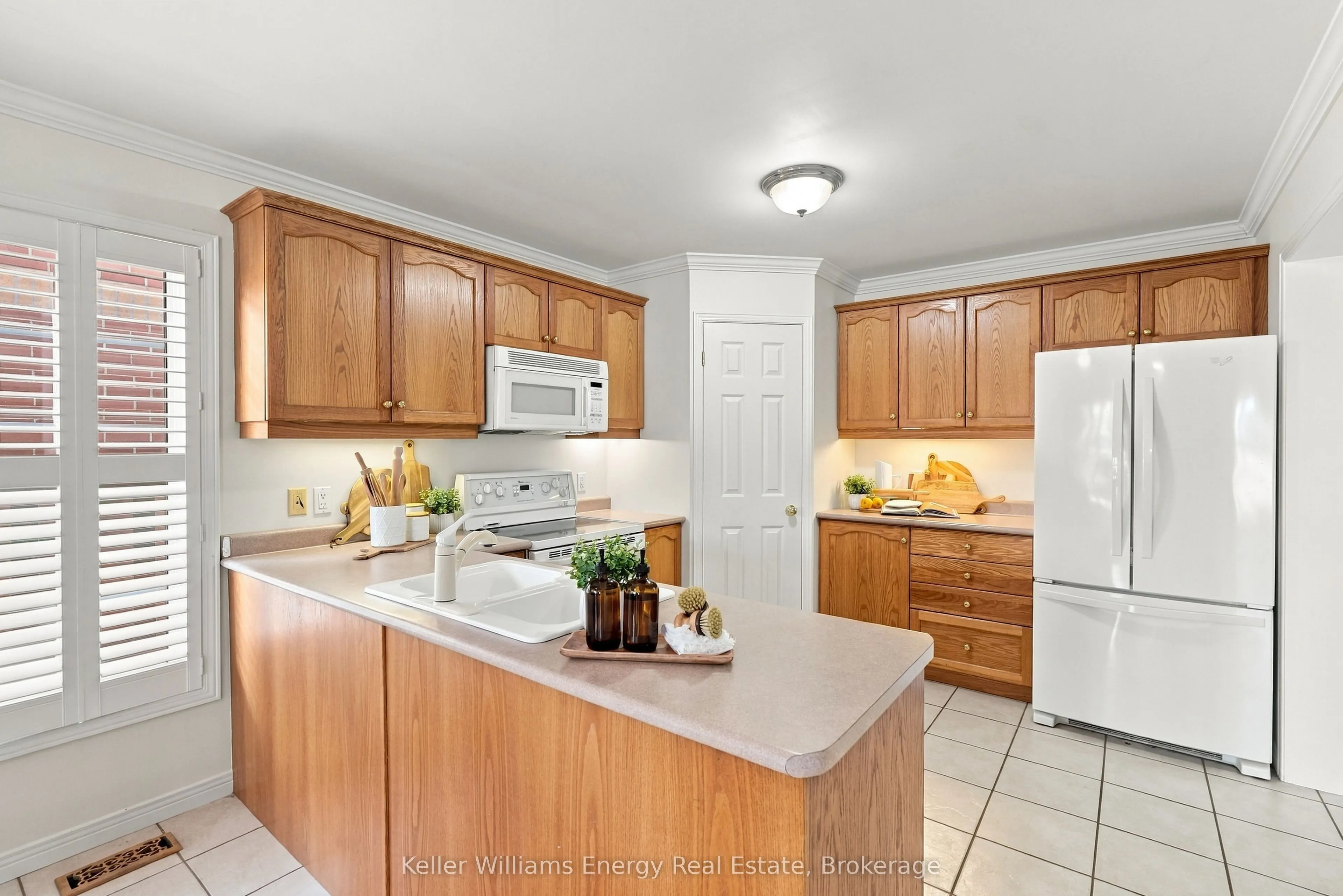 89 Fieldcrest Avenue