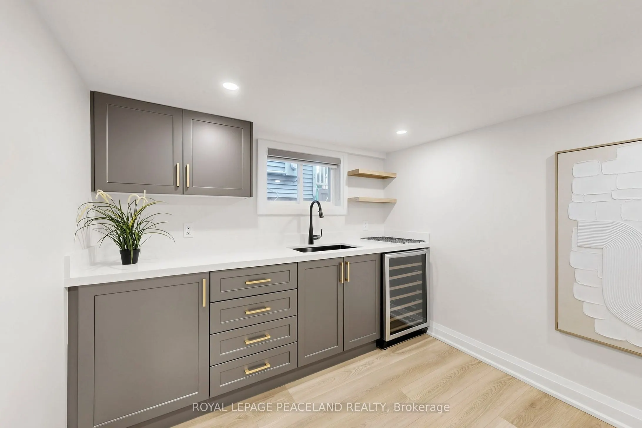 5 Herbert Avenue