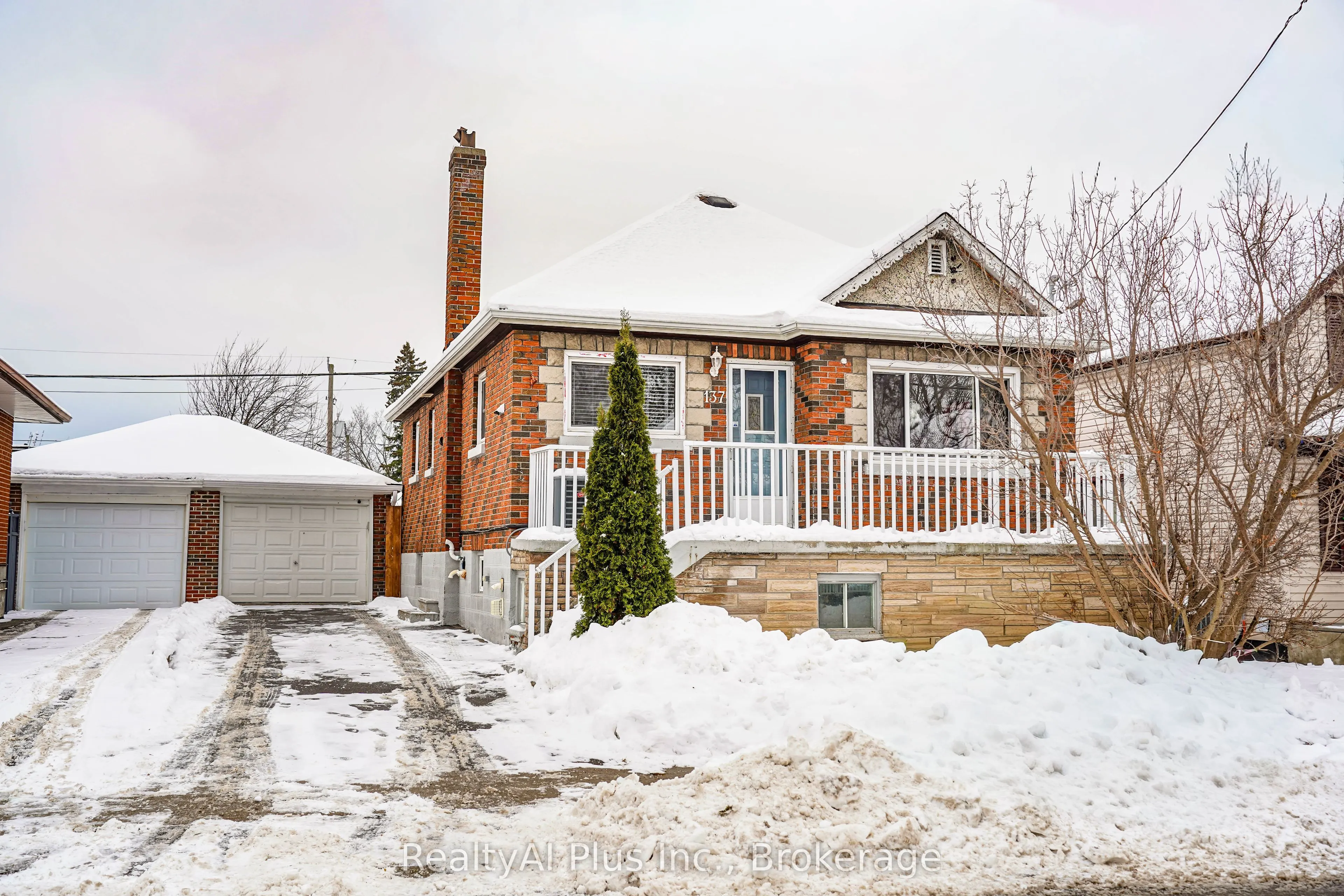 137 Banting Avenue