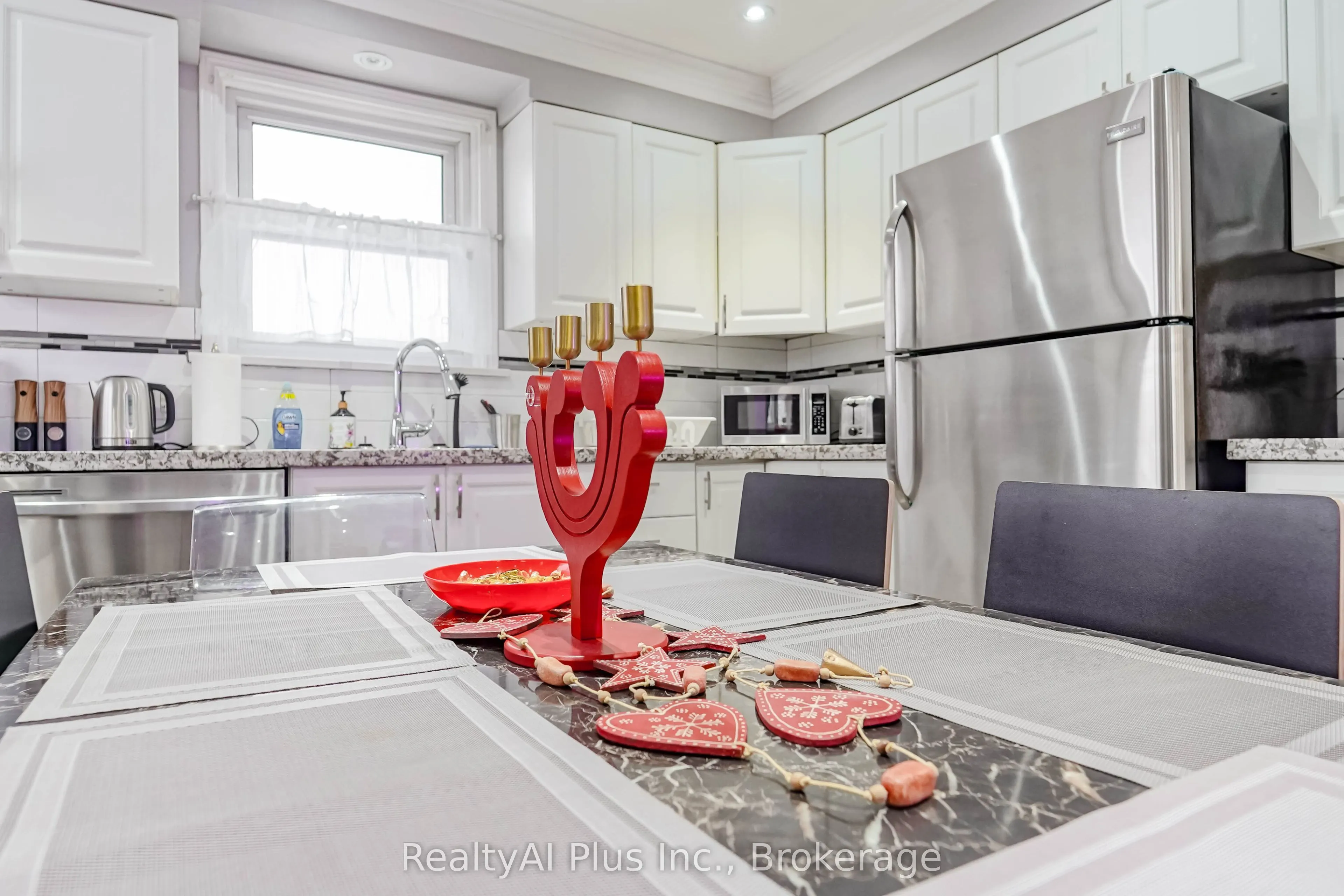 137 Banting Avenue