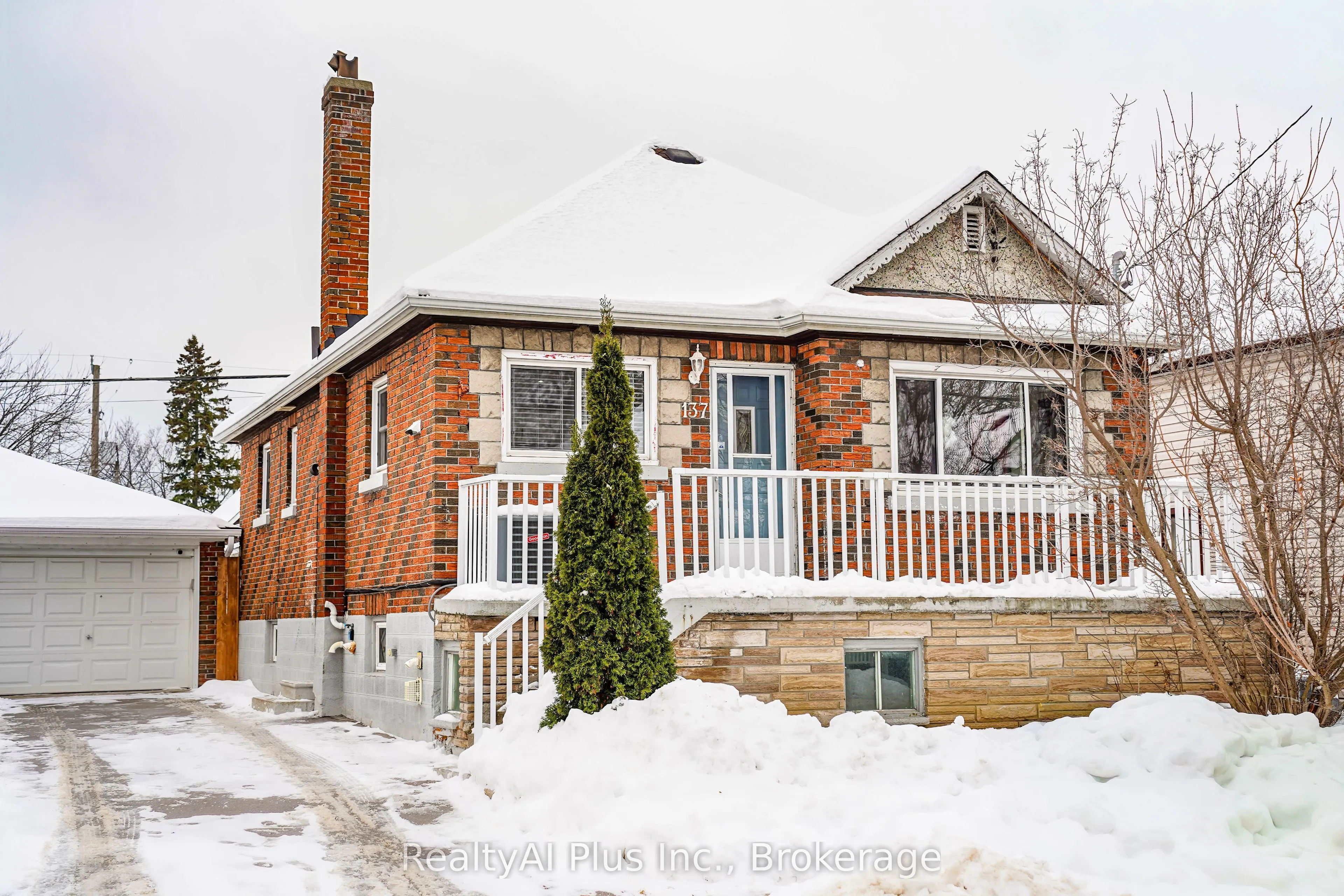 137 Banting Avenue