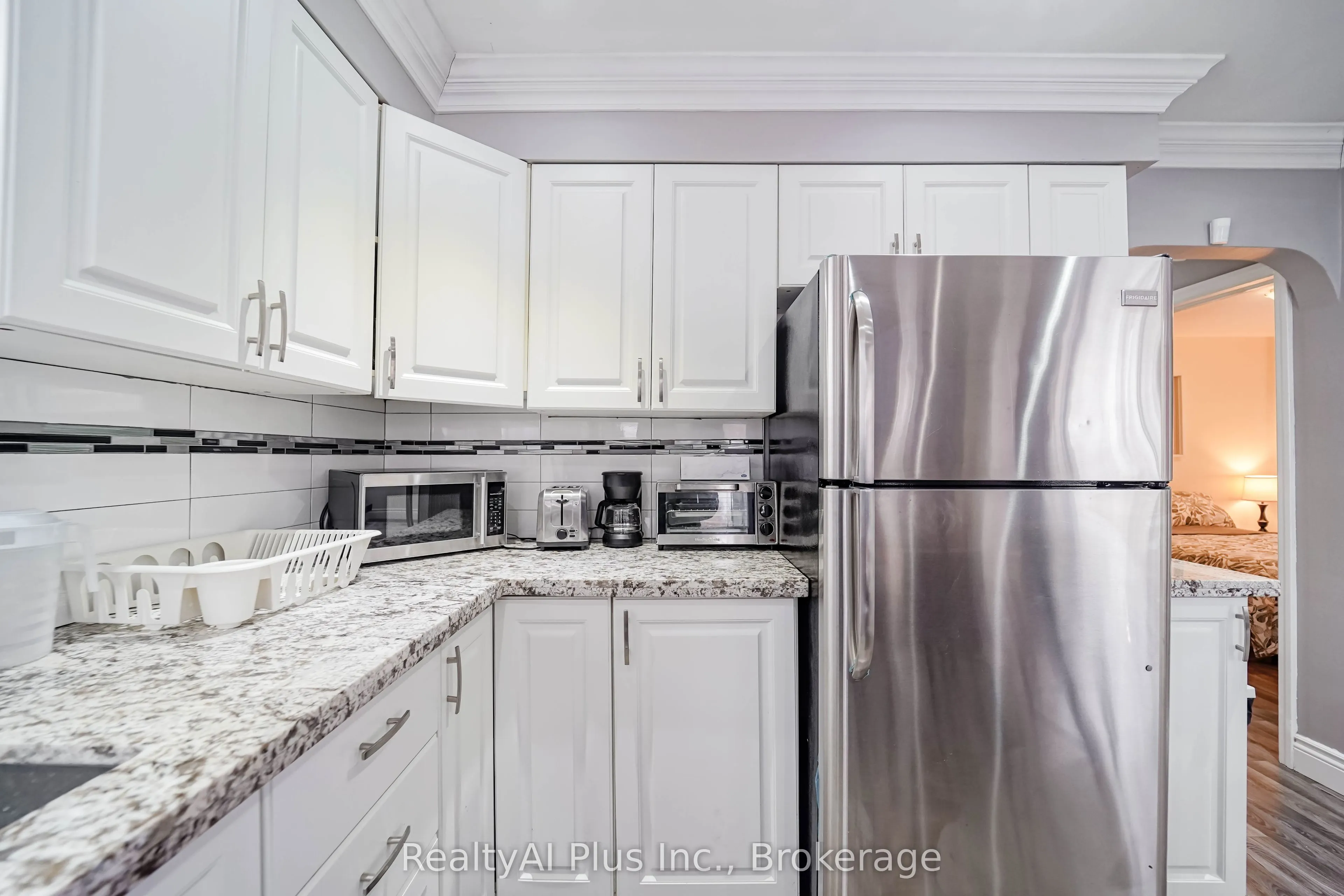 137 Banting Avenue