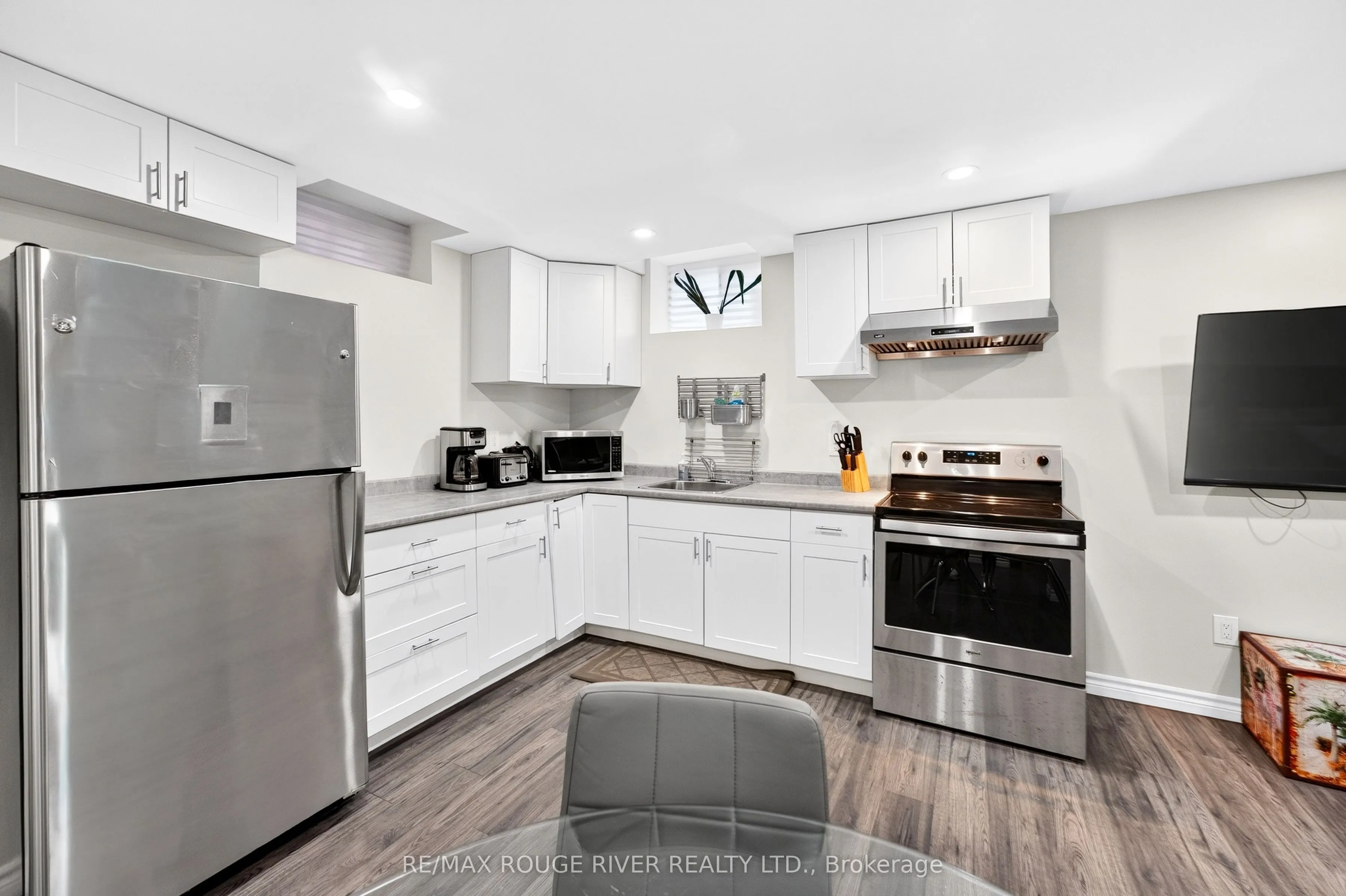 1510 Elmsley Drive