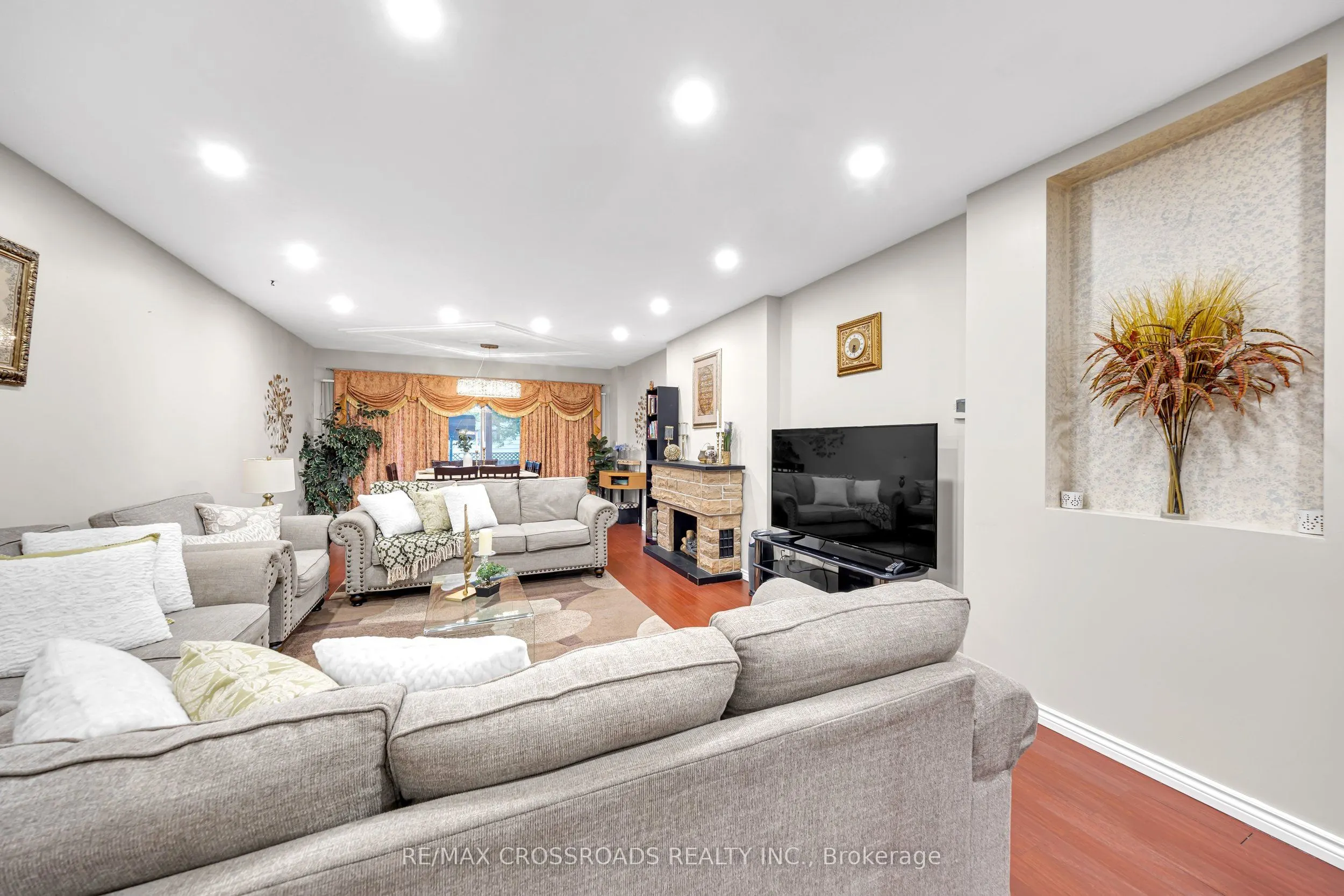 592A Danforth Road