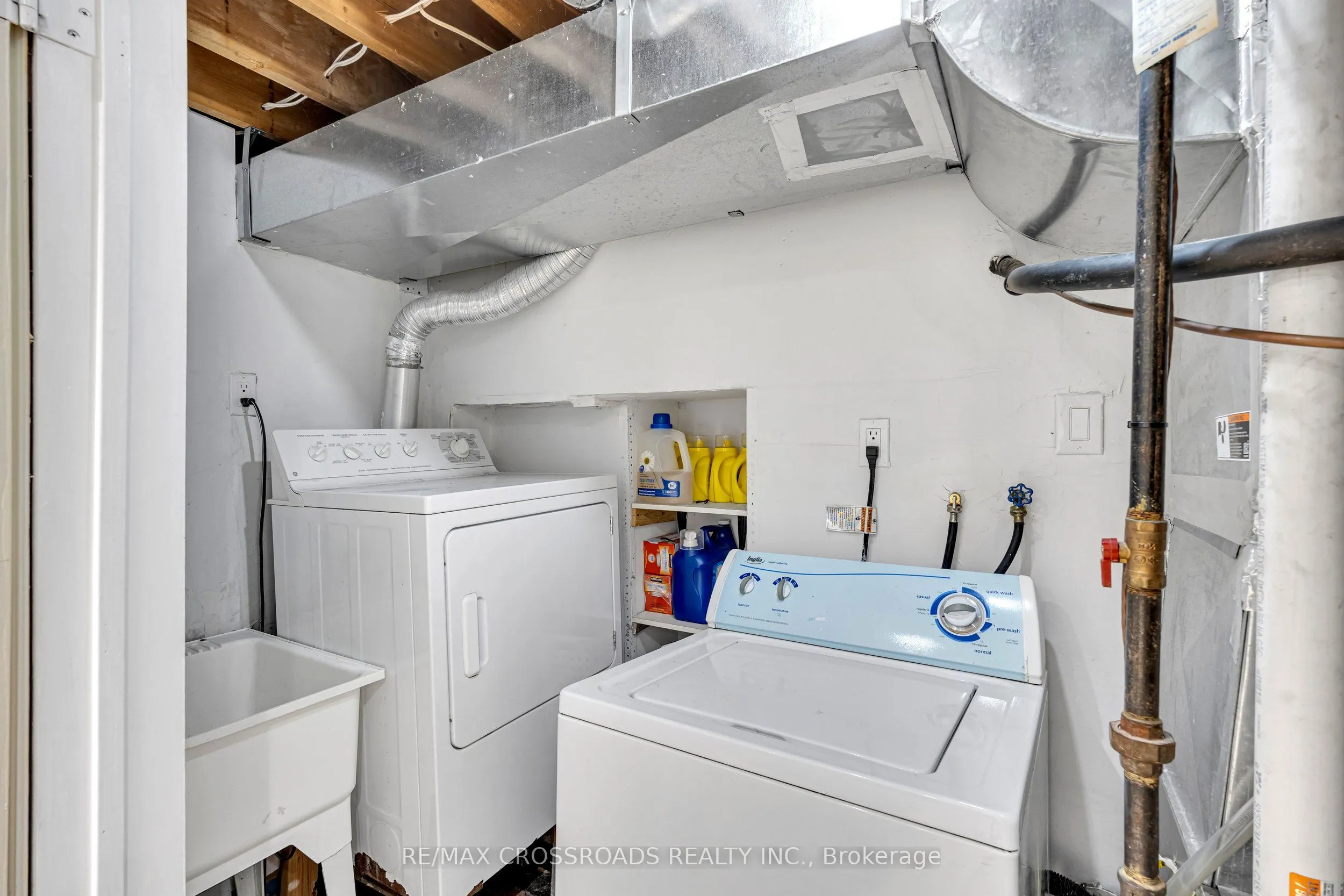 592A Danforth Road