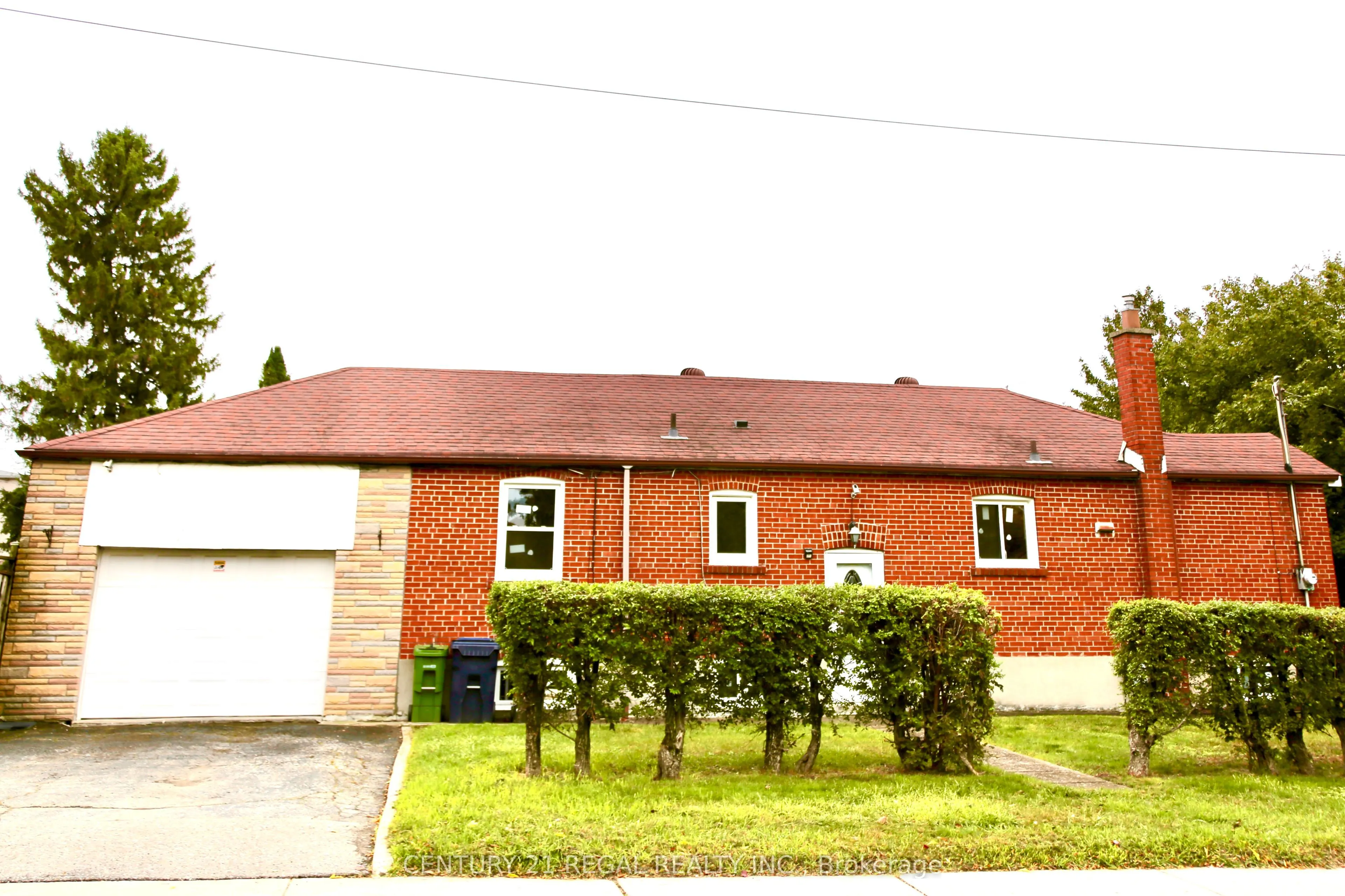 987 Victoria Park Avenue