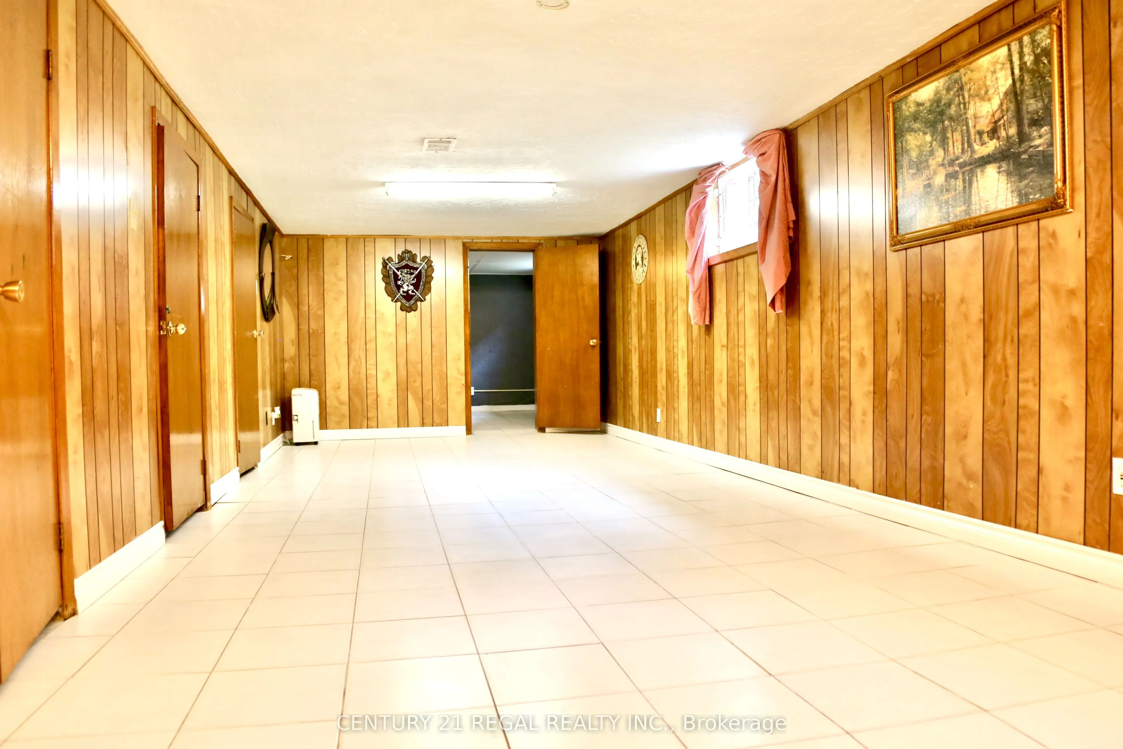 987 Victoria Park Avenue