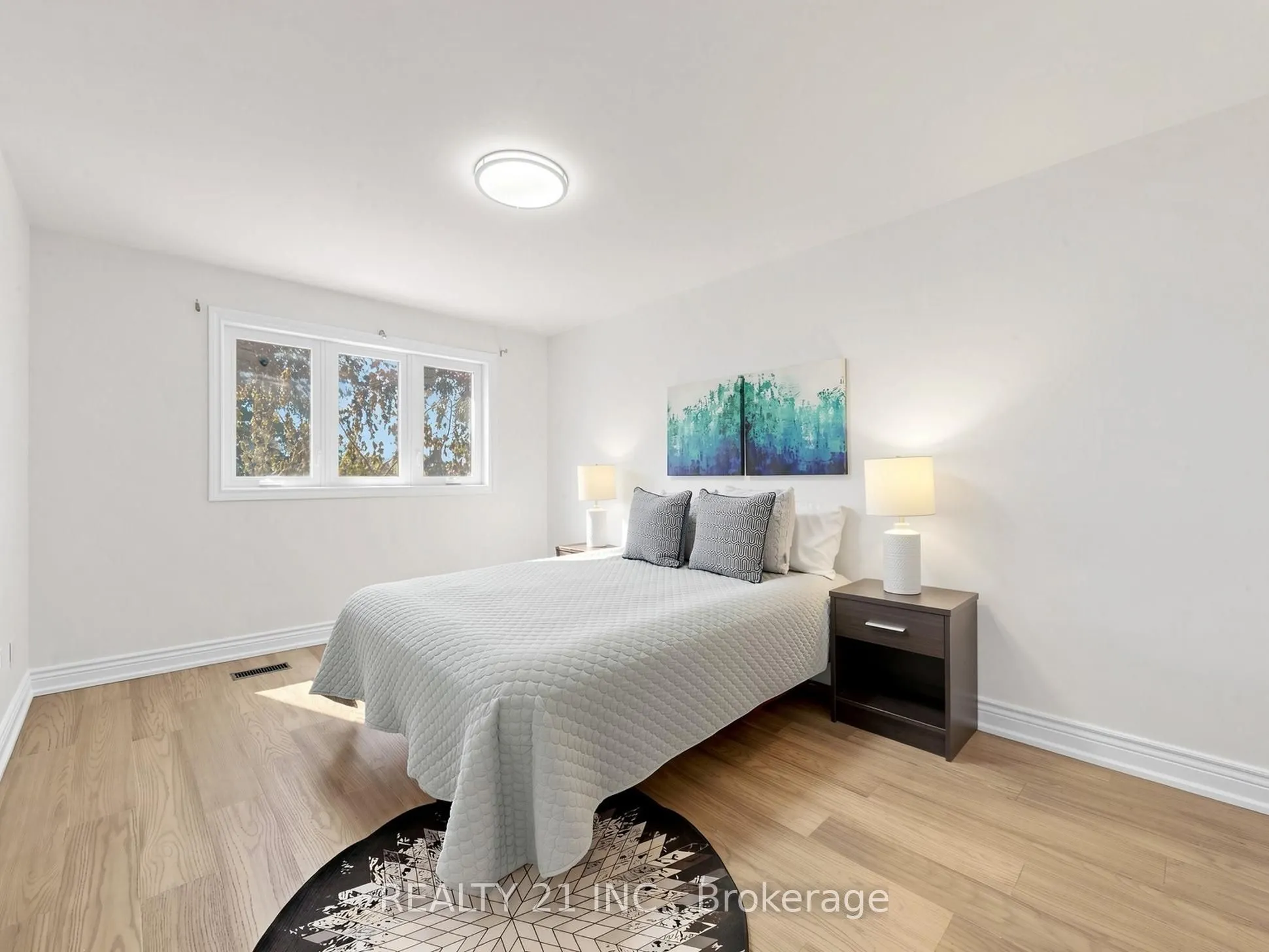 120 Queensbury Avenue