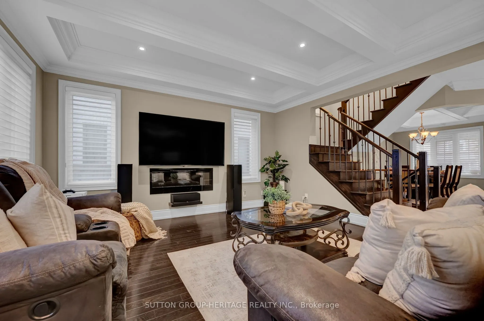 25 Charterhouse Drive