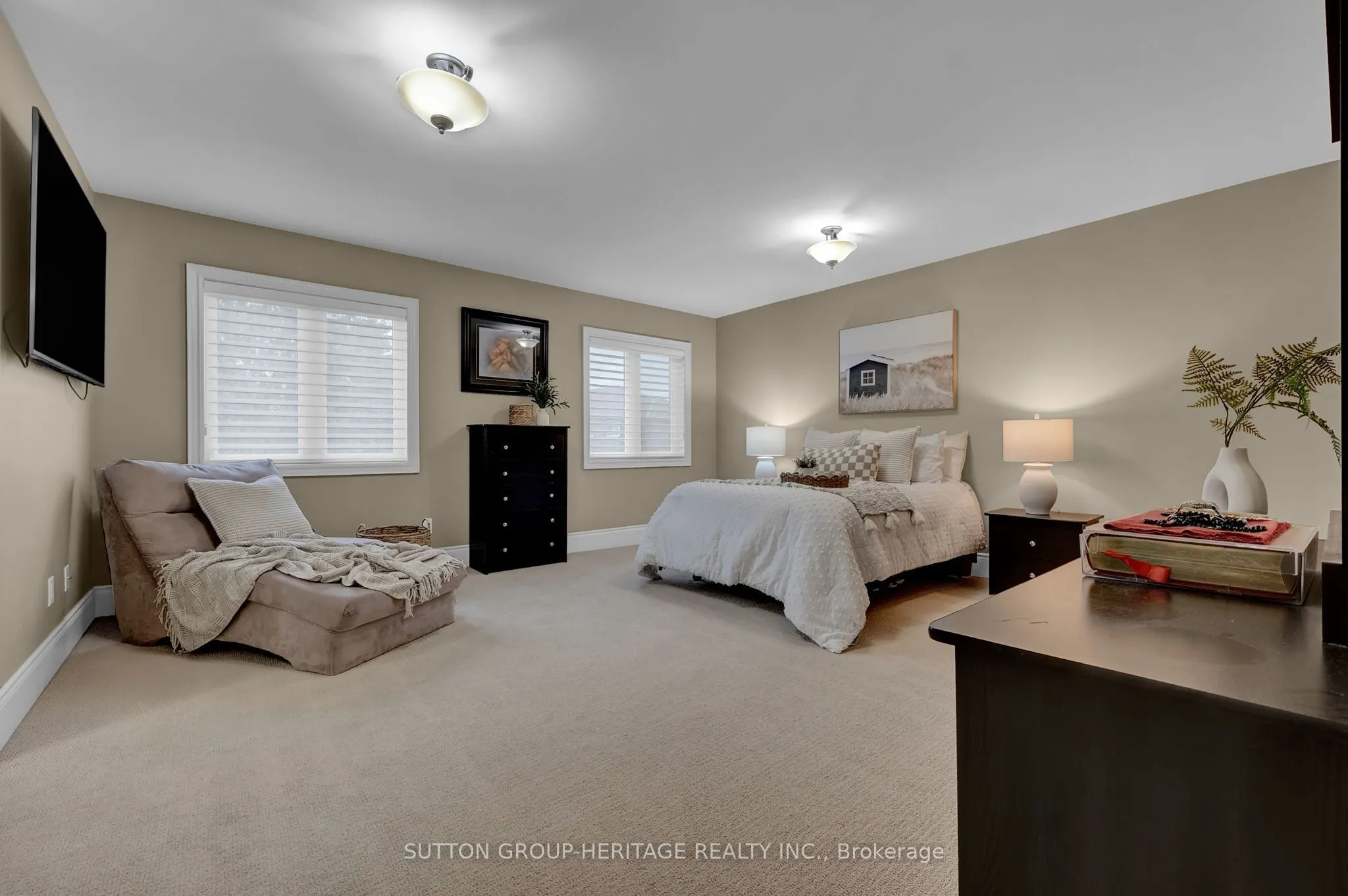 25 Charterhouse Drive