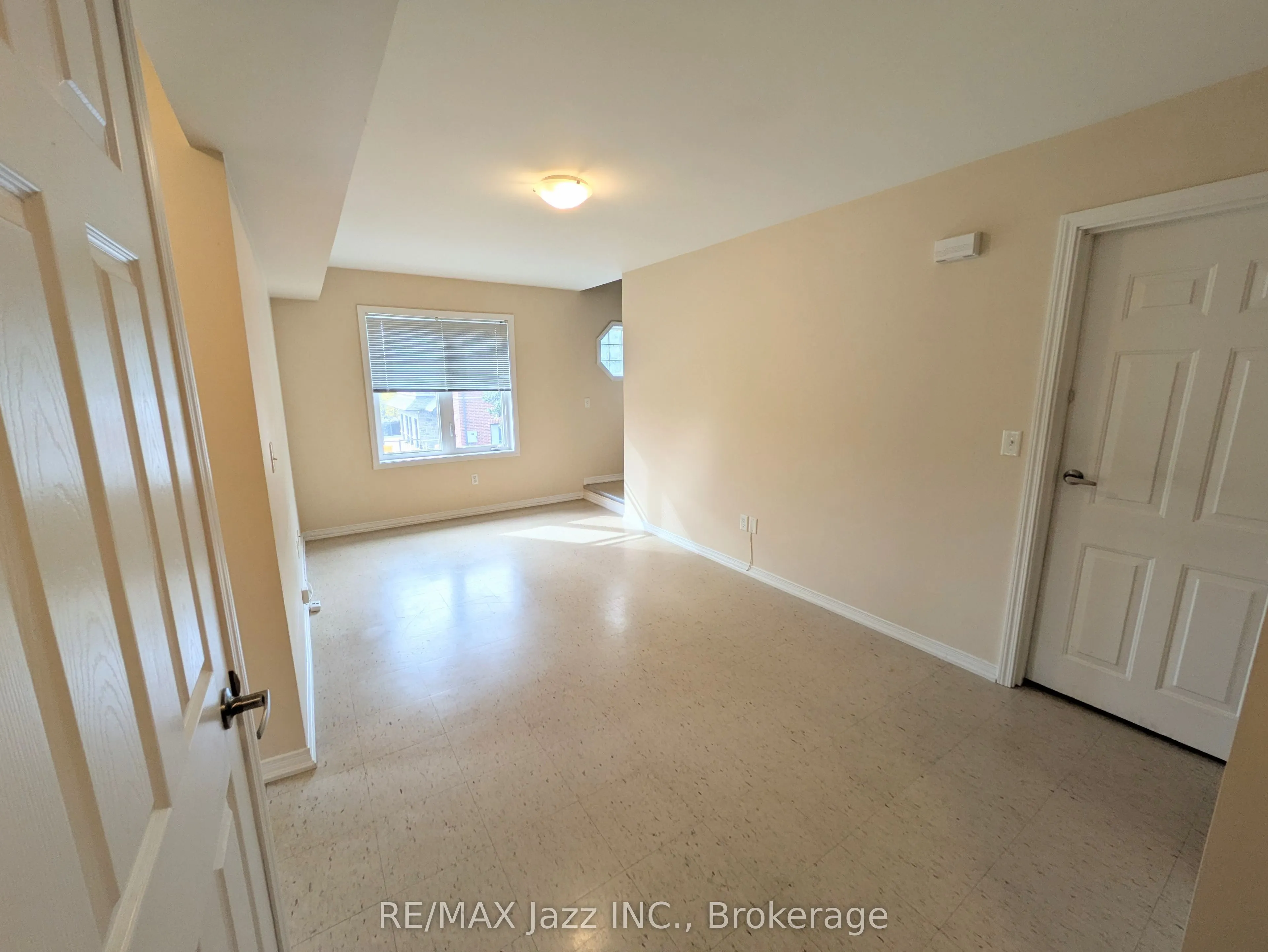 760 King Street E #203